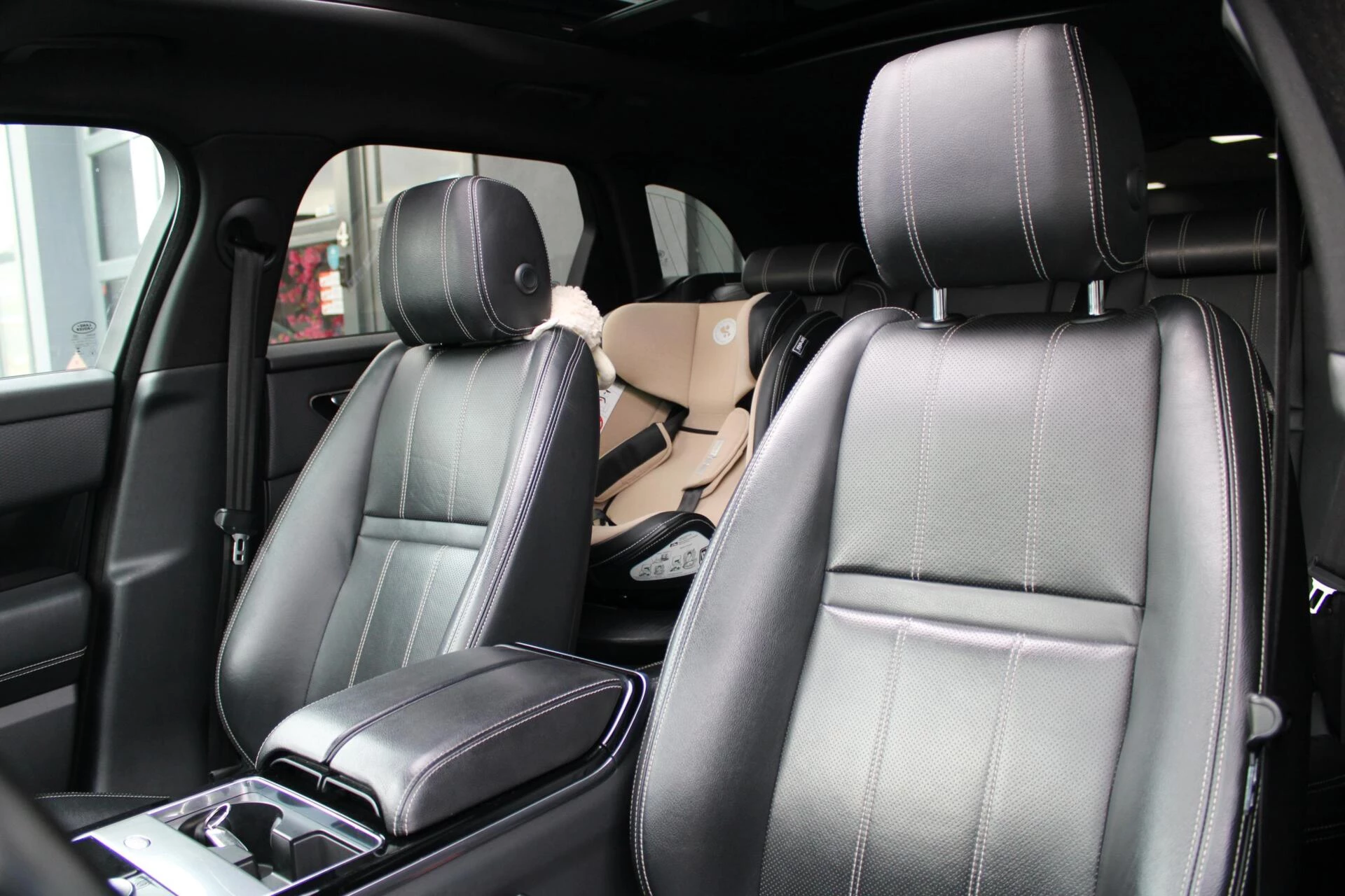 Hoofdafbeelding Land Rover Range Rover Velar