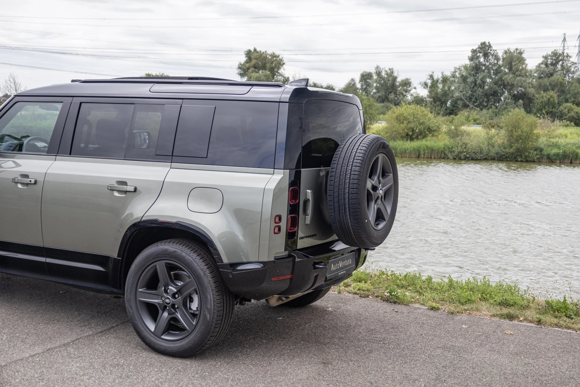 Hoofdafbeelding Land Rover Defender