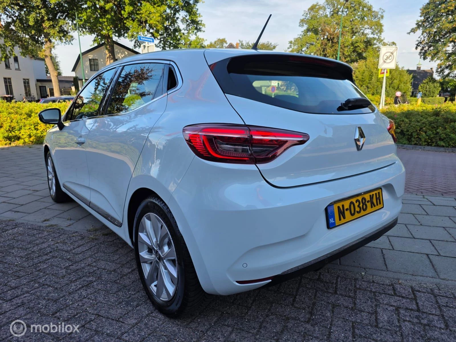 Hoofdafbeelding Renault Clio