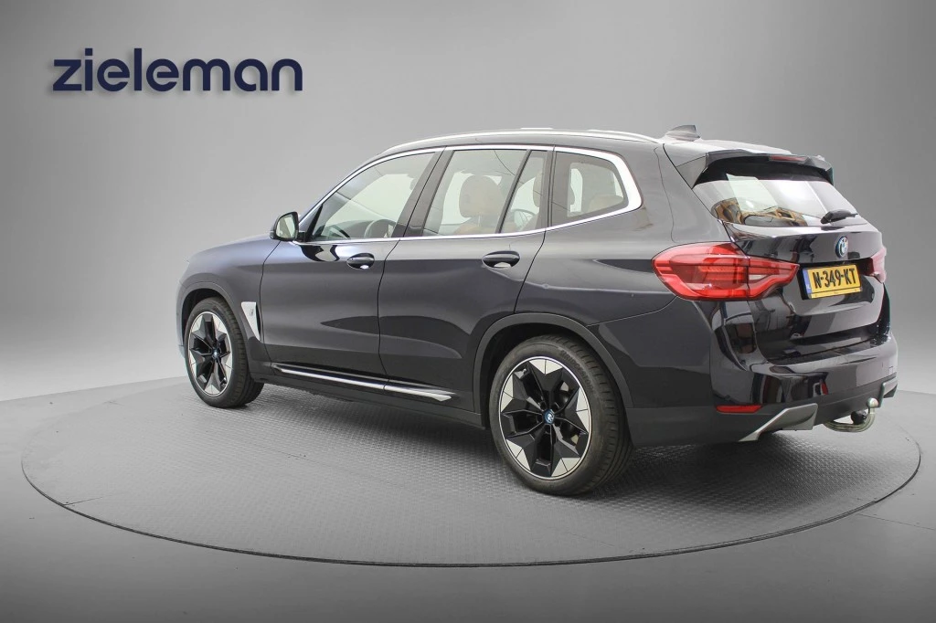 Hoofdafbeelding BMW iX3