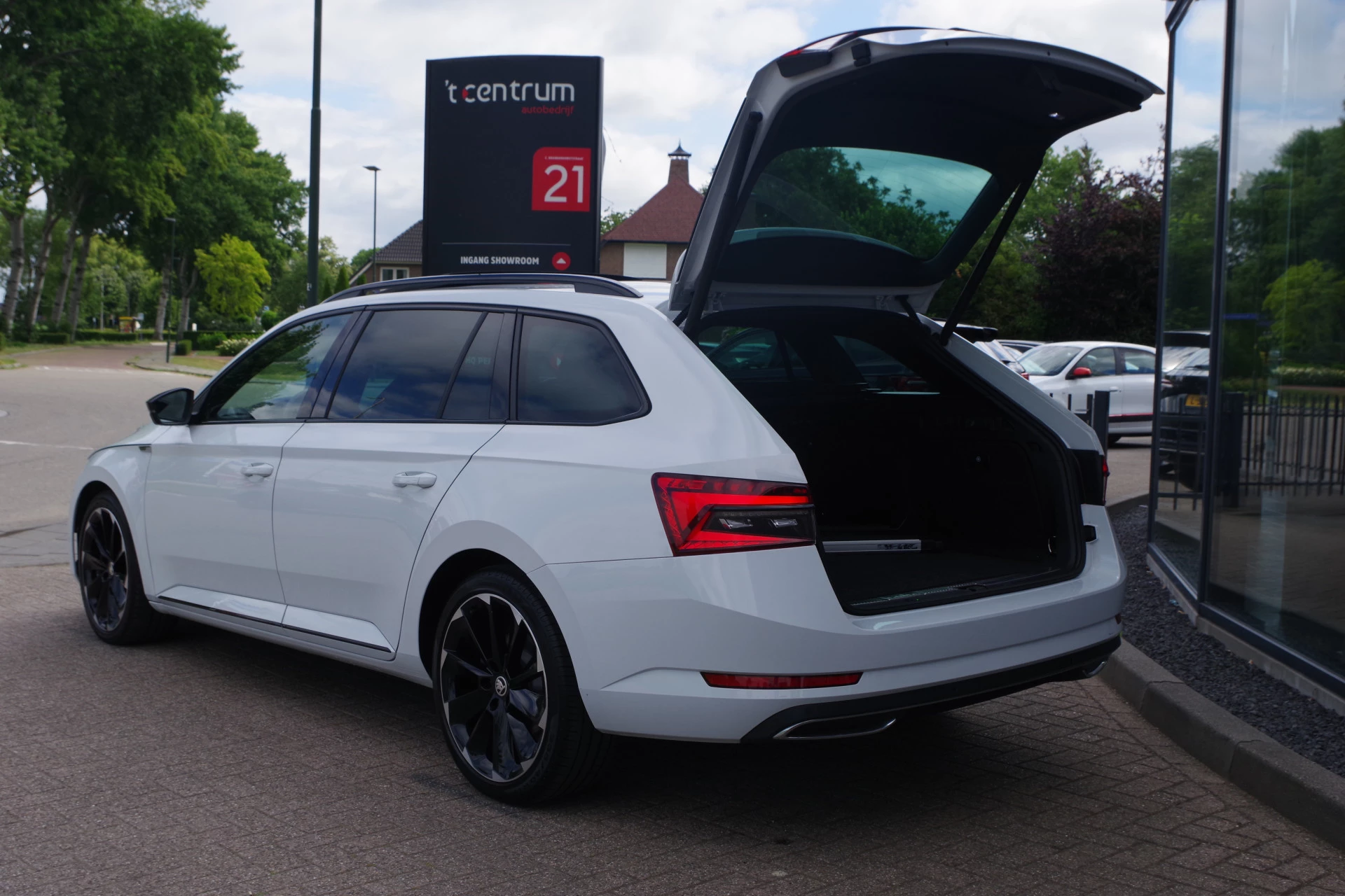 Hoofdafbeelding Škoda Superb