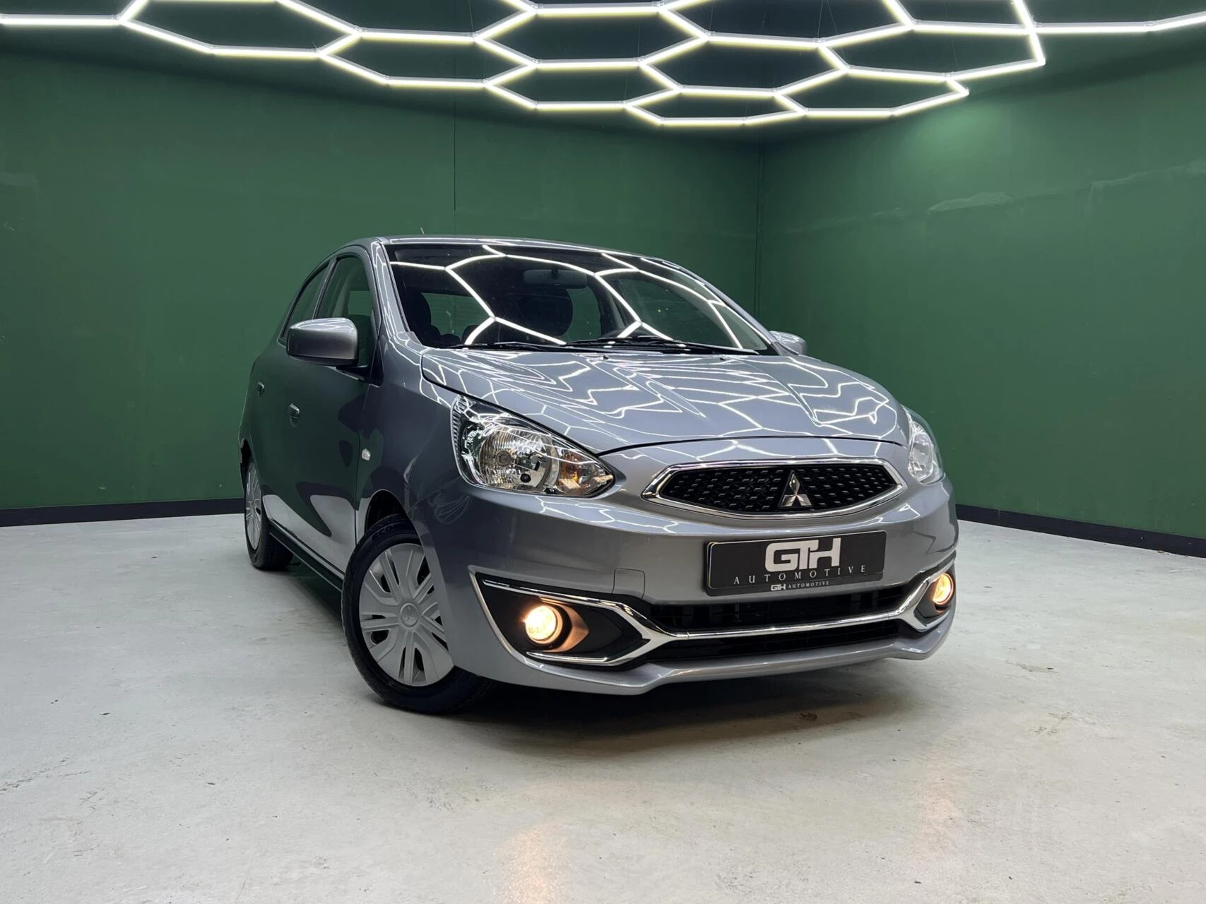 Hoofdafbeelding Mitsubishi Space Star