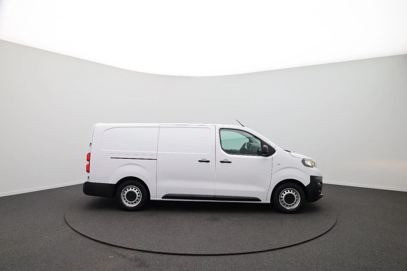 Hoofdafbeelding Peugeot e-Expert