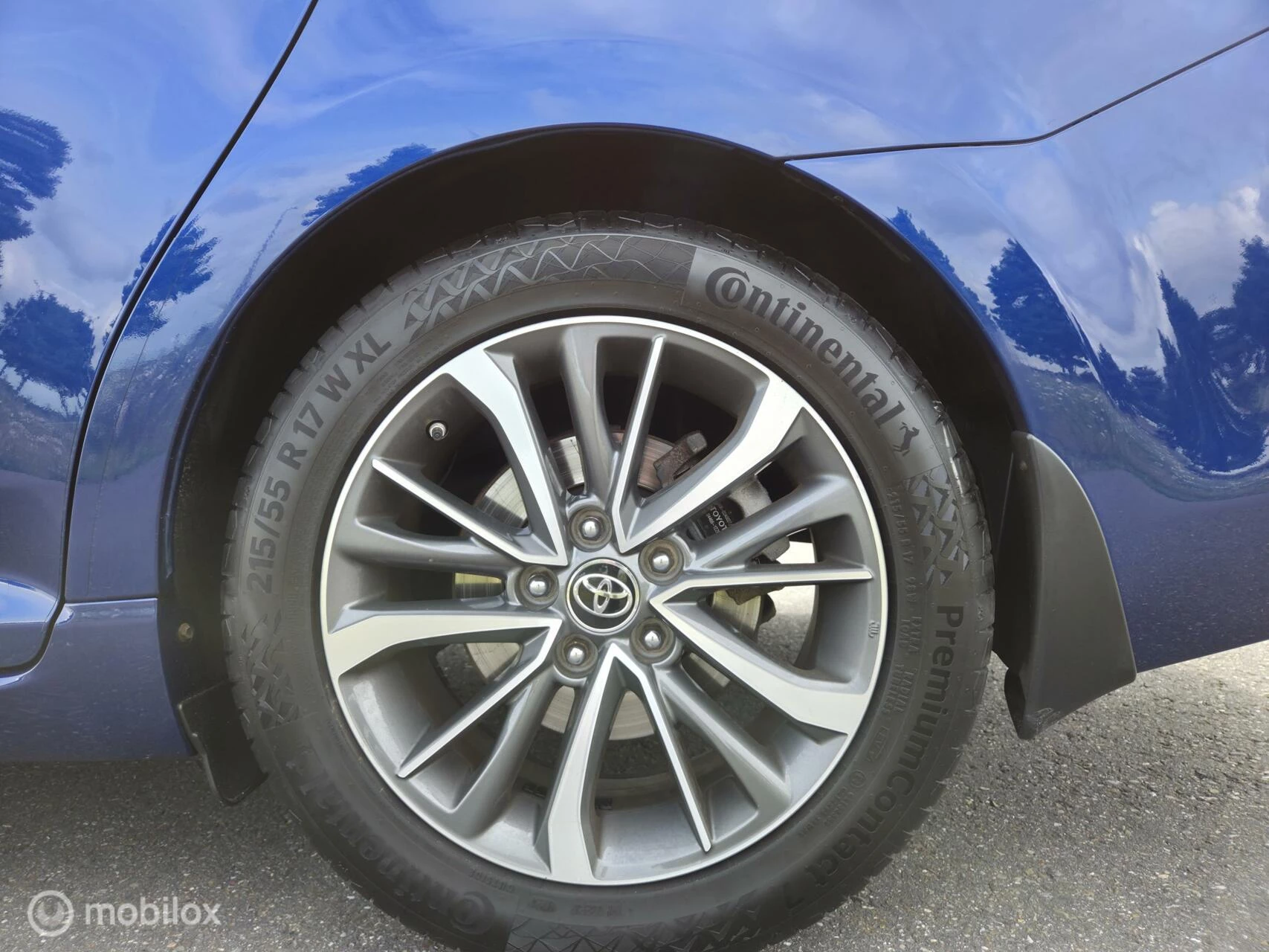 Hoofdafbeelding Toyota Avensis