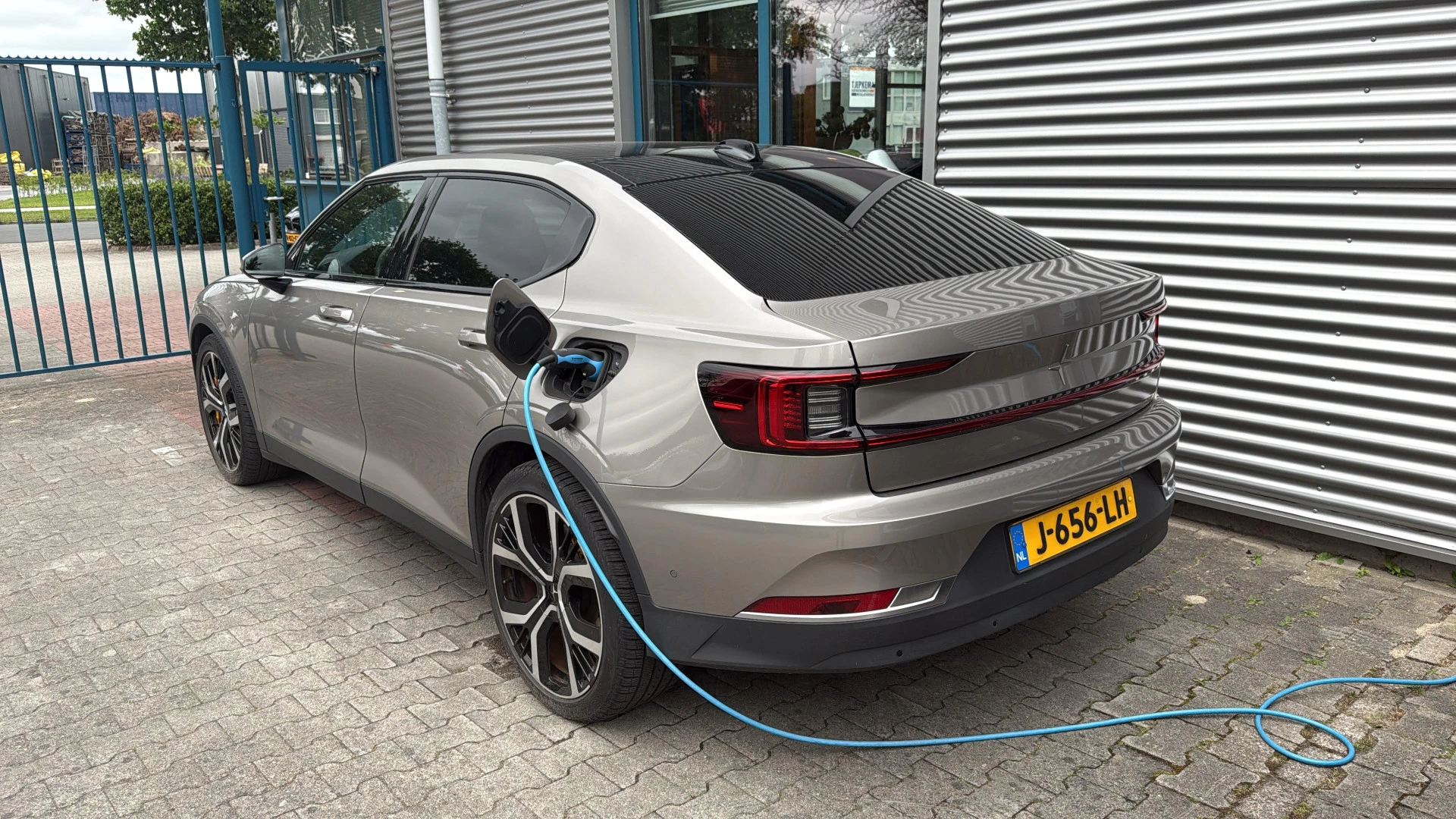 Hoofdafbeelding Polestar 2
