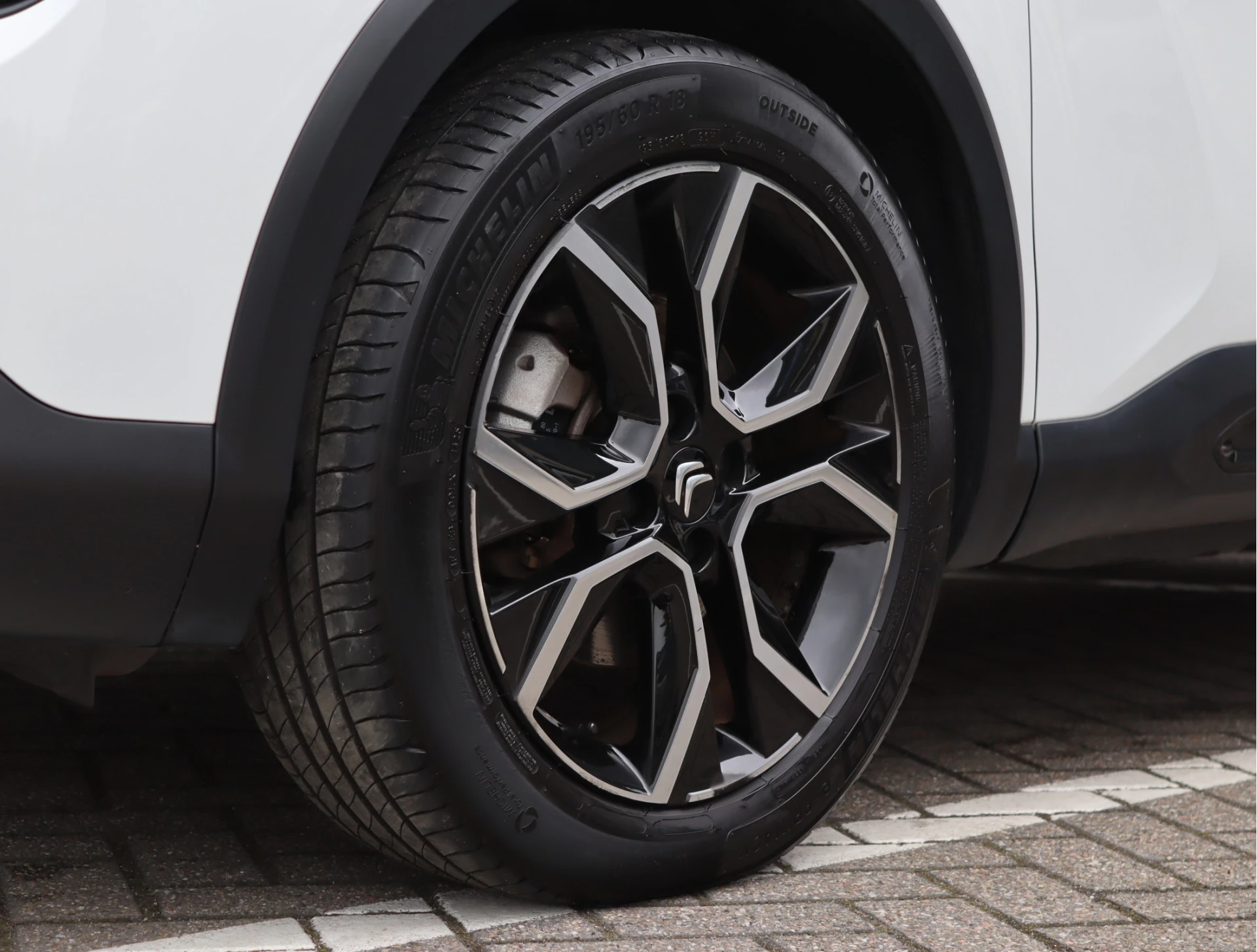 Hoofdafbeelding Citroën ë-C4