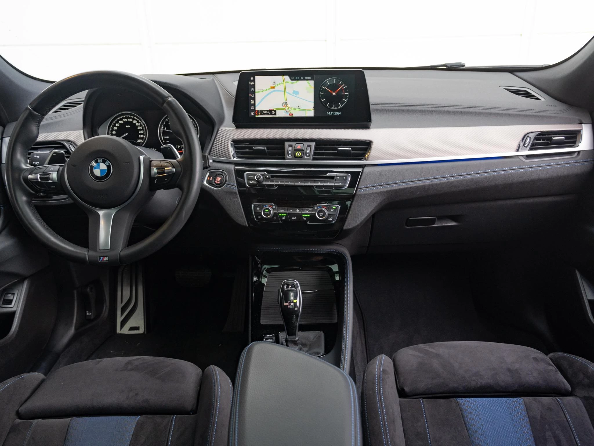 Hoofdafbeelding BMW X2