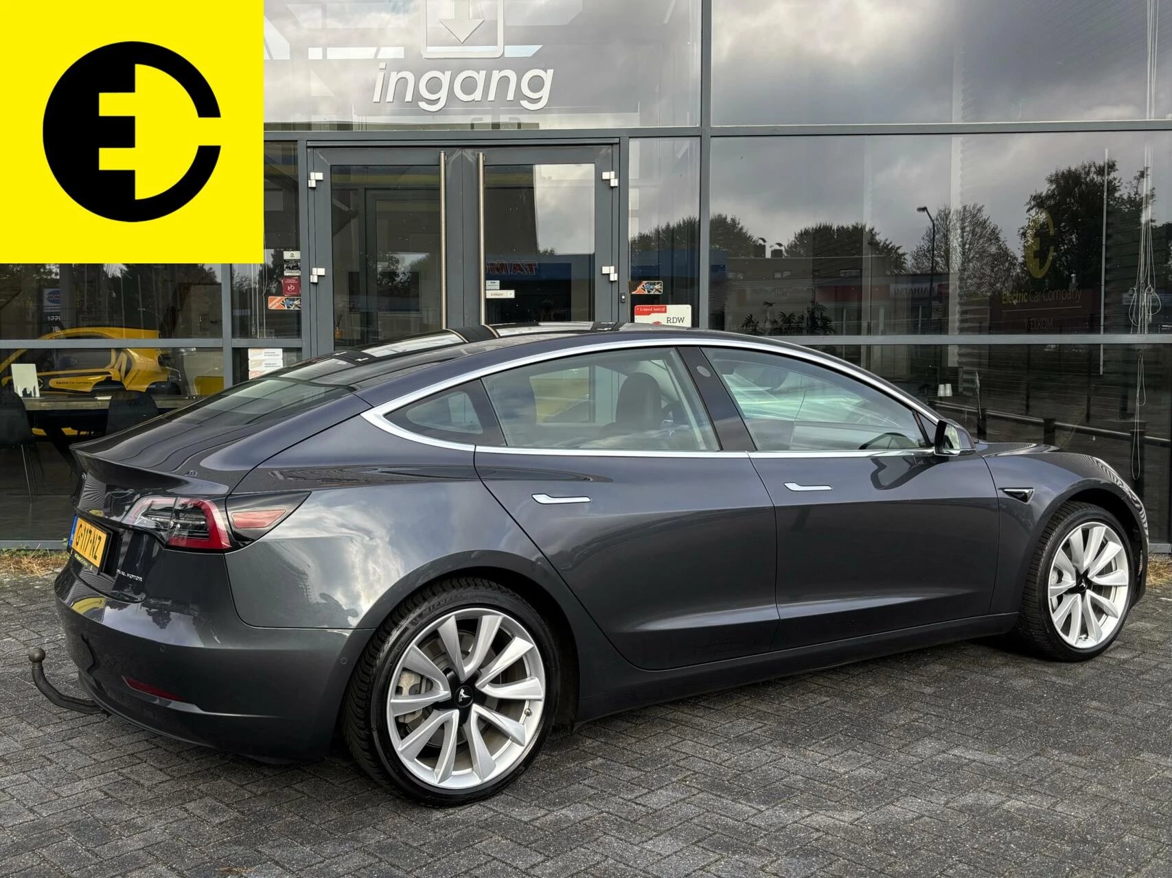 Hoofdafbeelding Tesla Model 3