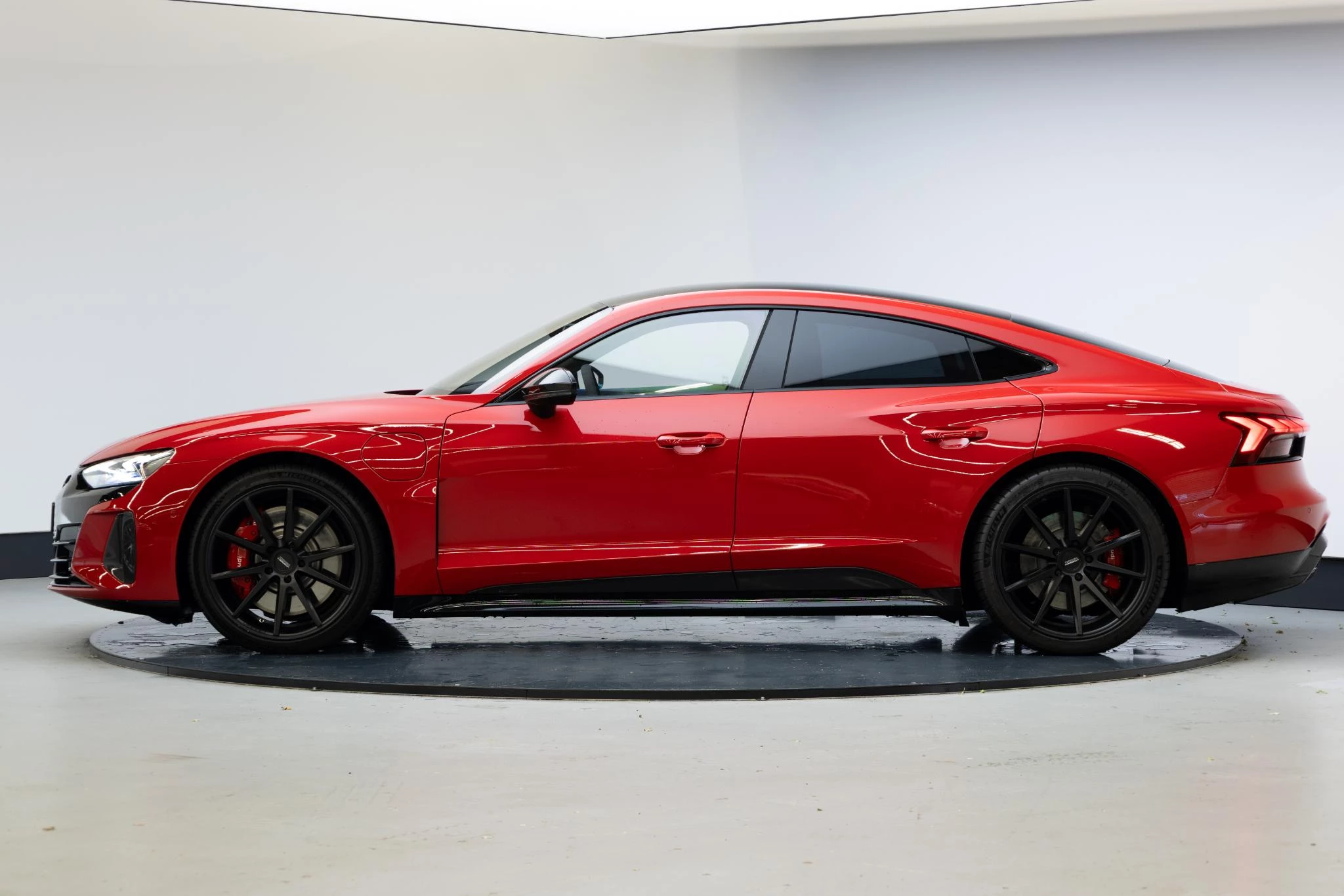 Hoofdafbeelding Audi e-tron GT