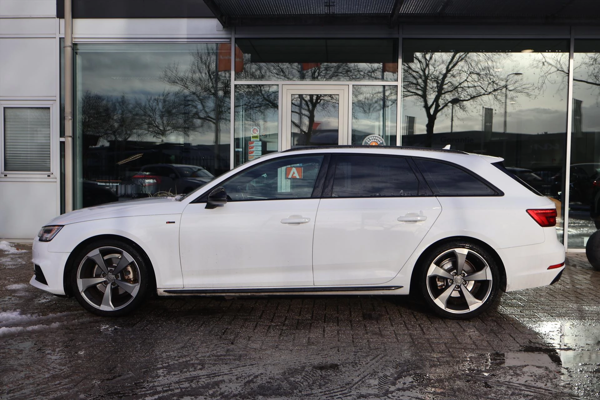 Hoofdafbeelding Audi A4