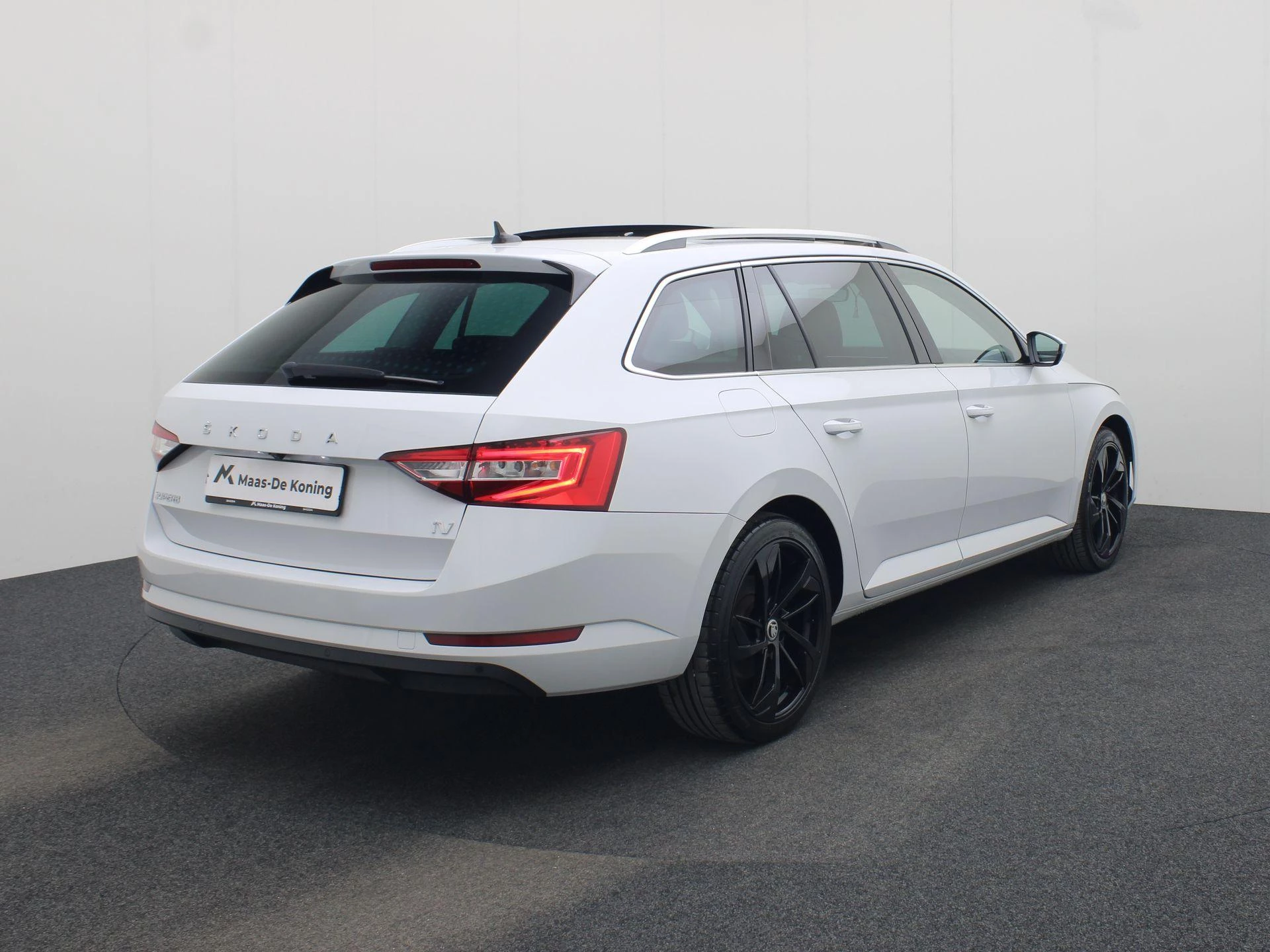 Hoofdafbeelding Škoda Superb