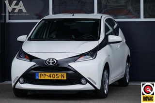 Toyota Aygo 1.0 VVT-i x-play, NL, camera, bluetooth, navi