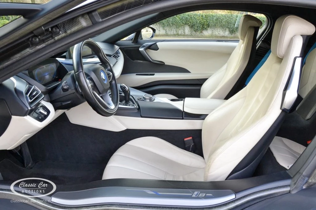 Hoofdafbeelding BMW i8