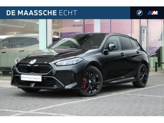 BMW 1 Serie 120 M Sport Automaat / Sportstoelen / Achteruitrijcamera / Adaptieve LED / M Adaptief onderstel / Comfort Access / Stoelverwarming / Parking Assistant