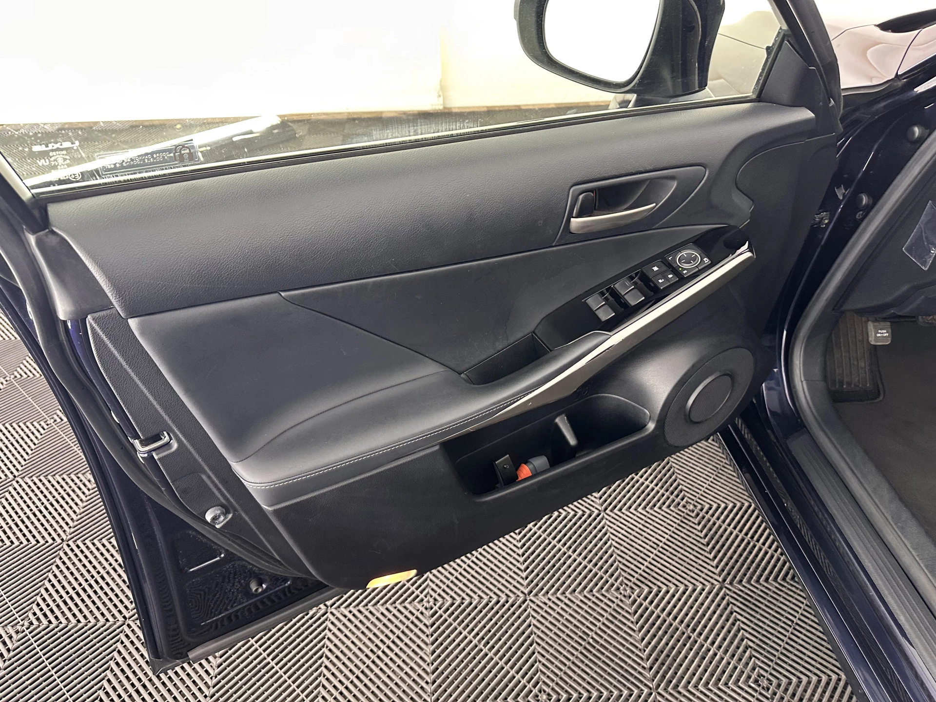 Hoofdafbeelding Lexus IS