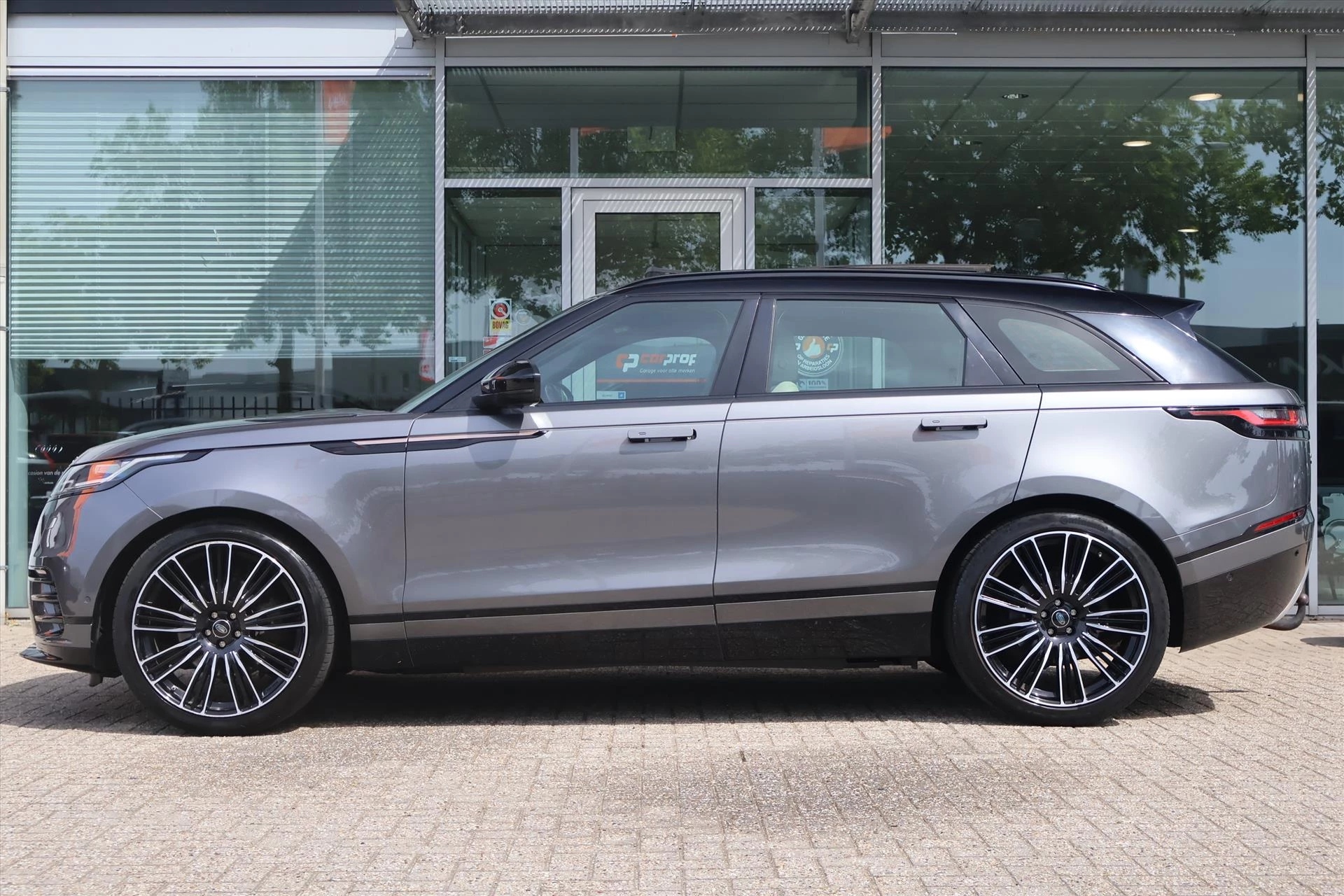 Hoofdafbeelding Land Rover Range Rover Velar