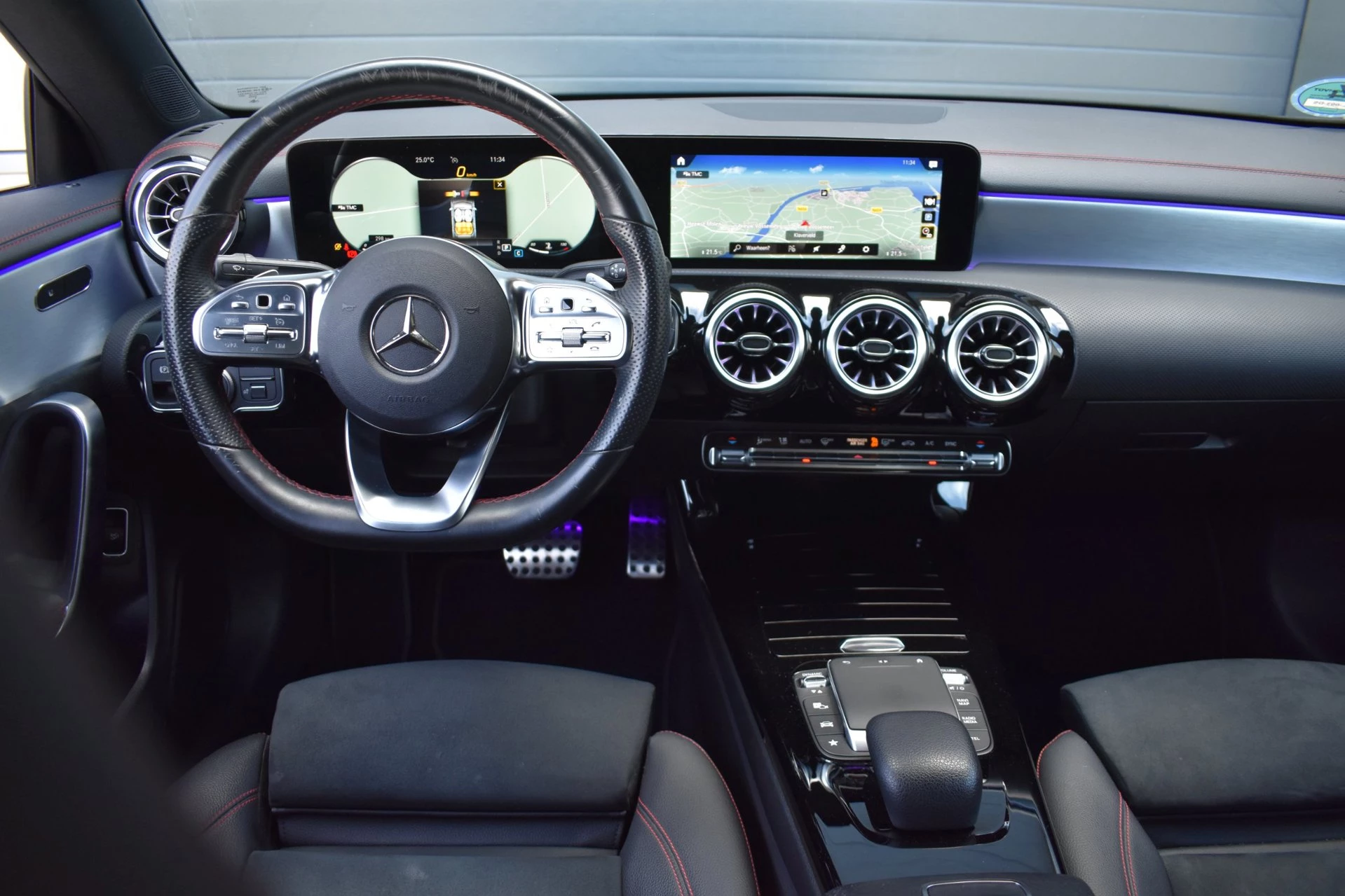 Hoofdafbeelding Mercedes-Benz CLA