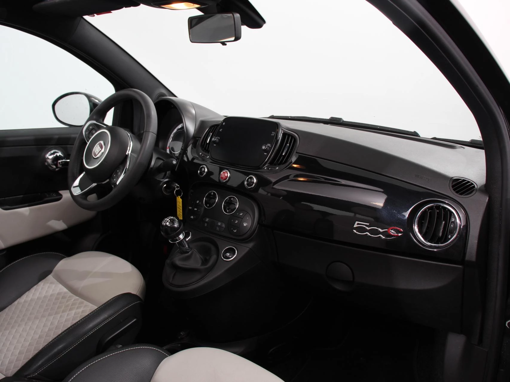 Hoofdafbeelding Fiat 500C