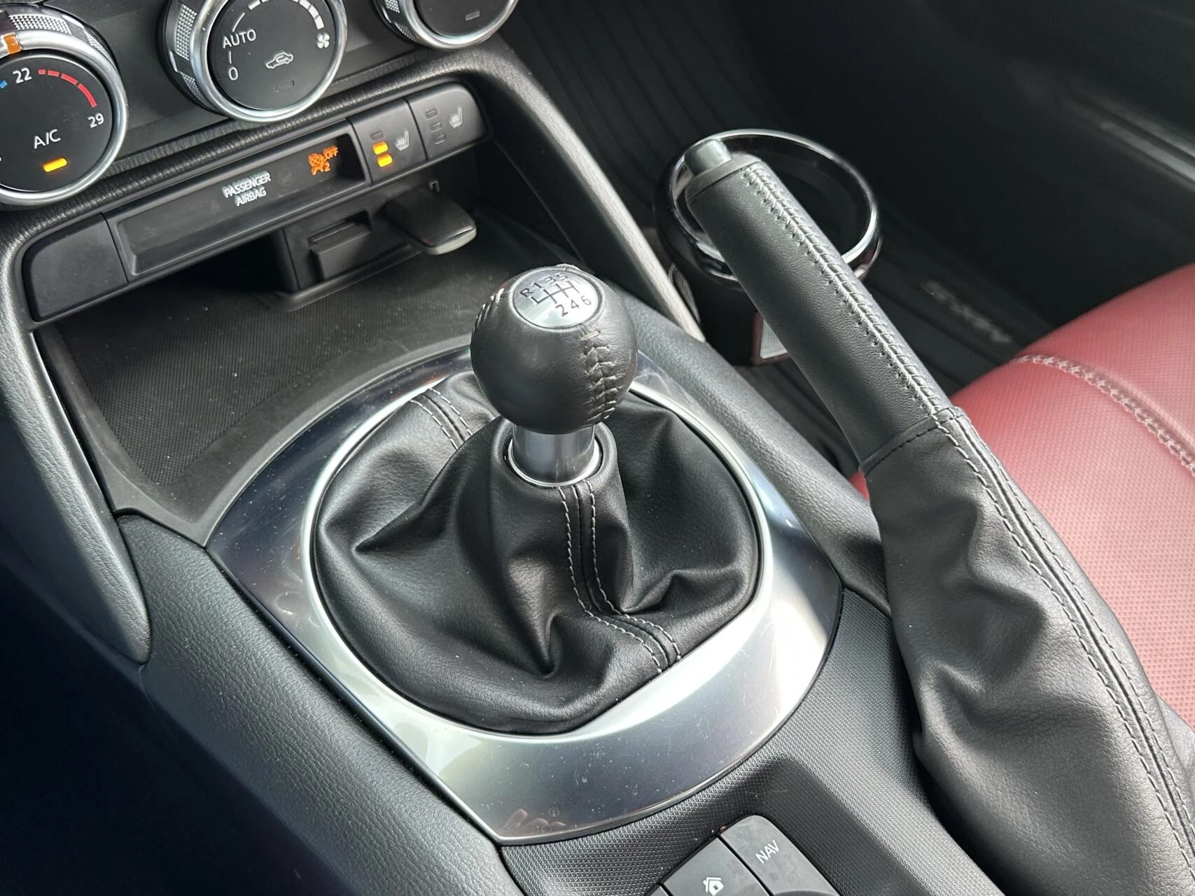 Hoofdafbeelding Mazda MX-5