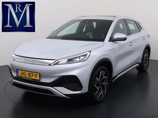 Hoofdafbeelding BYD ATTO 3 BYD ATTO 3 Comfort 60 kWh VAN: €28.900,- VOOR: €25.330,- UW EINDEJAARSVOORDEEL: €3.570,-| Onderhoud gehad bij BYD direct leverbaar RIJKLAAR INCL. FABR. GARANTIE T/M 2029 | AANDRIJFLIJN EN ACCU ZELFS T/M 203