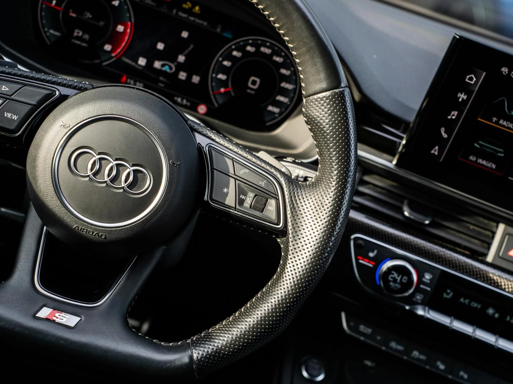 Hoofdafbeelding Audi A4