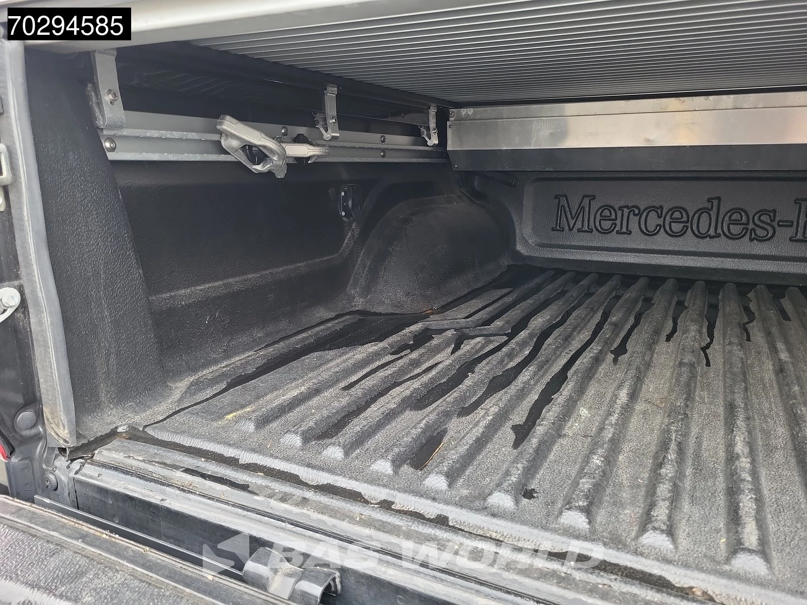 Hoofdafbeelding Mercedes-Benz X-Klasse