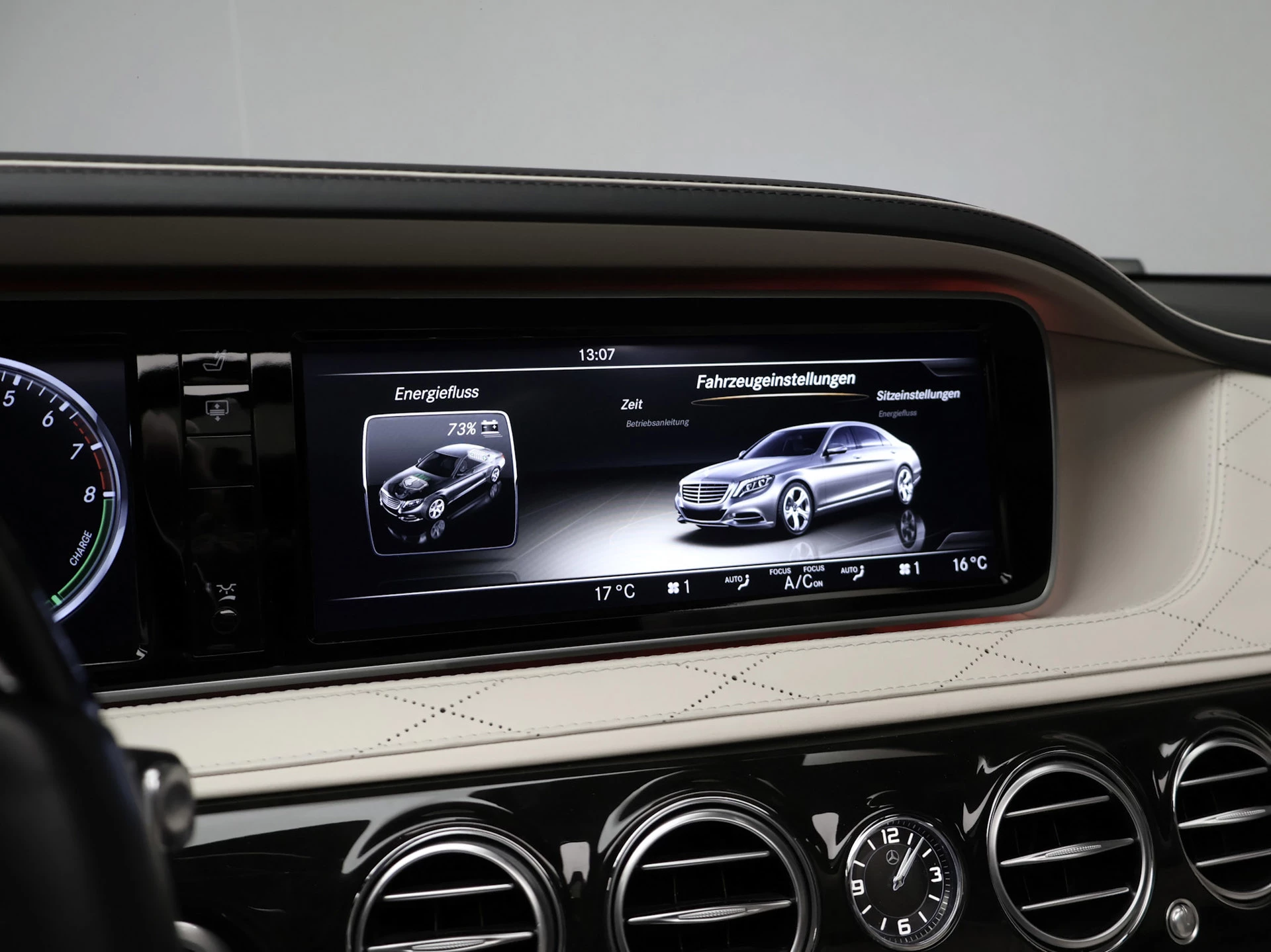 Hoofdafbeelding Mercedes-Benz S-Klasse