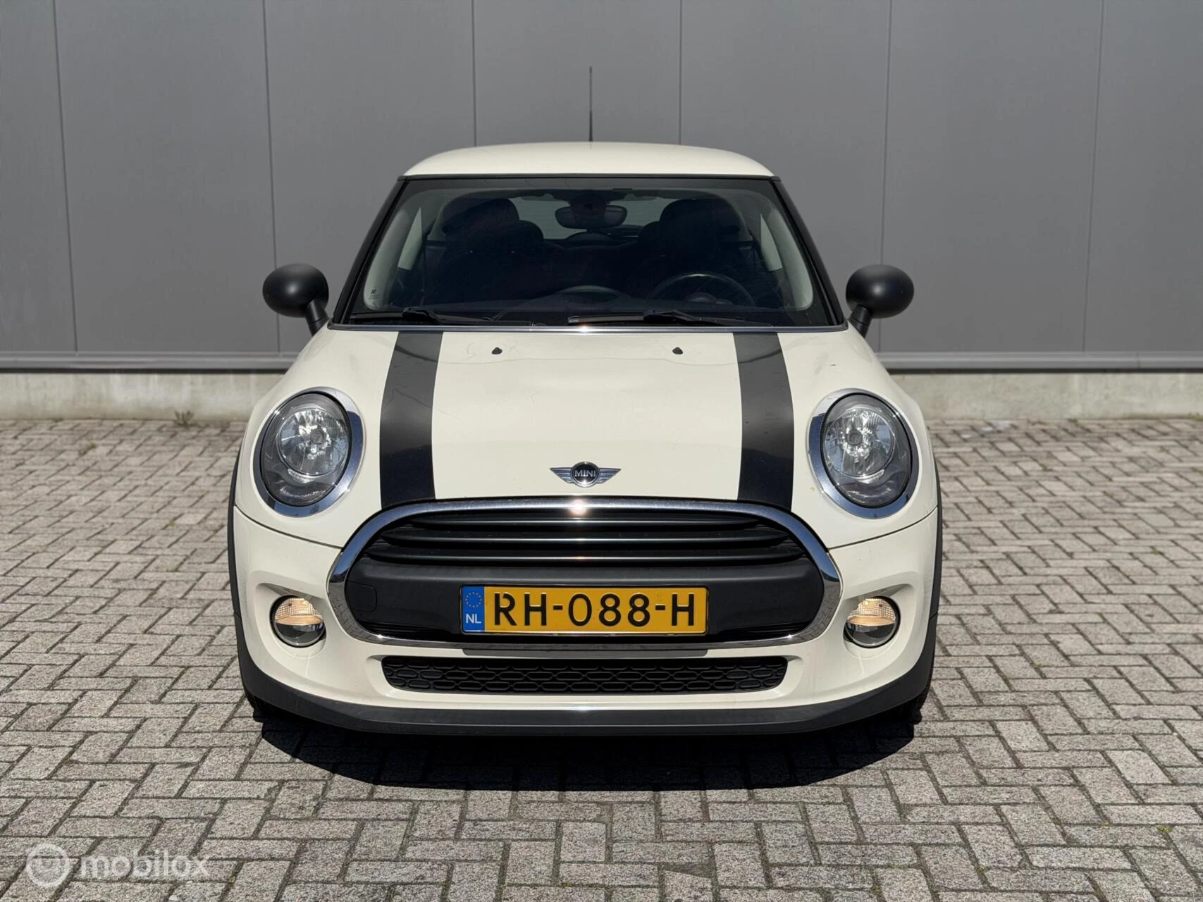 Hoofdafbeelding MINI One