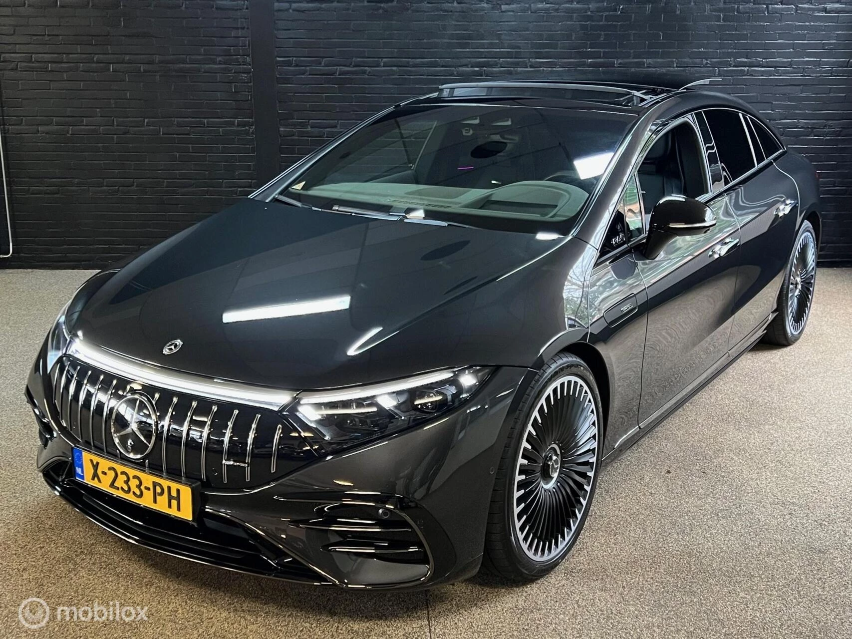 Hoofdafbeelding Mercedes-Benz EQS