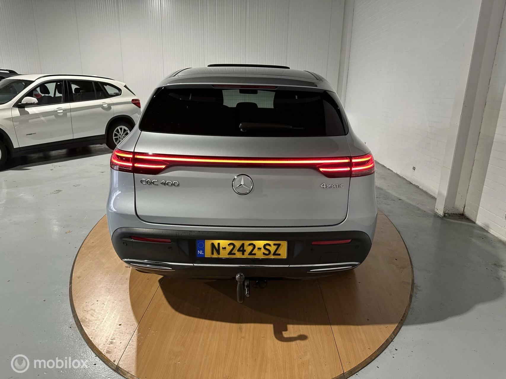 Hoofdafbeelding Mercedes-Benz EQC