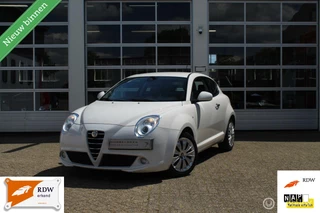 Hoofdafbeelding Alfa Romeo MiTo Alfa Romeo MiTo 1.3 JTDm ECO Distinctive CRUISE CONTROL CLIMATE CONTROL (AIRCO) COGNAC LEDER INTERIEUR *CARBON SPORT INTERIEUR* MULTIFUNCTIONEEL STUUR AUDIOBEDIENING OP STUUR GROOT ENTERTAINMENTSCHERM NAVIGATIE BOORDCOMPUTER VEEL OPTIES! LEES TEKST! EXPOR