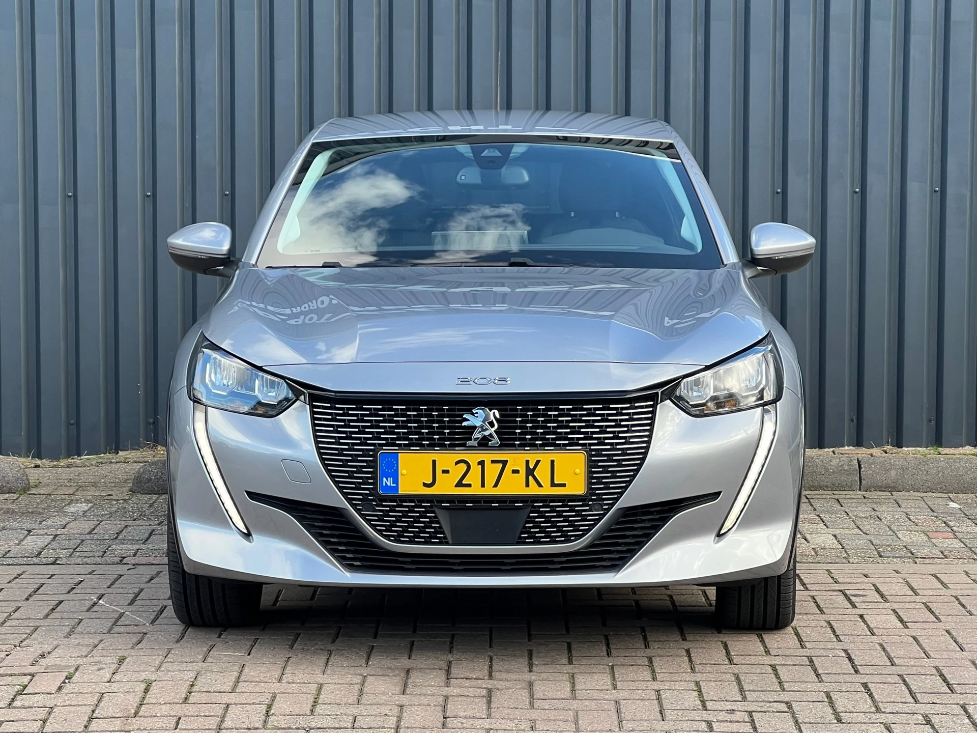 Hoofdafbeelding Peugeot e-208