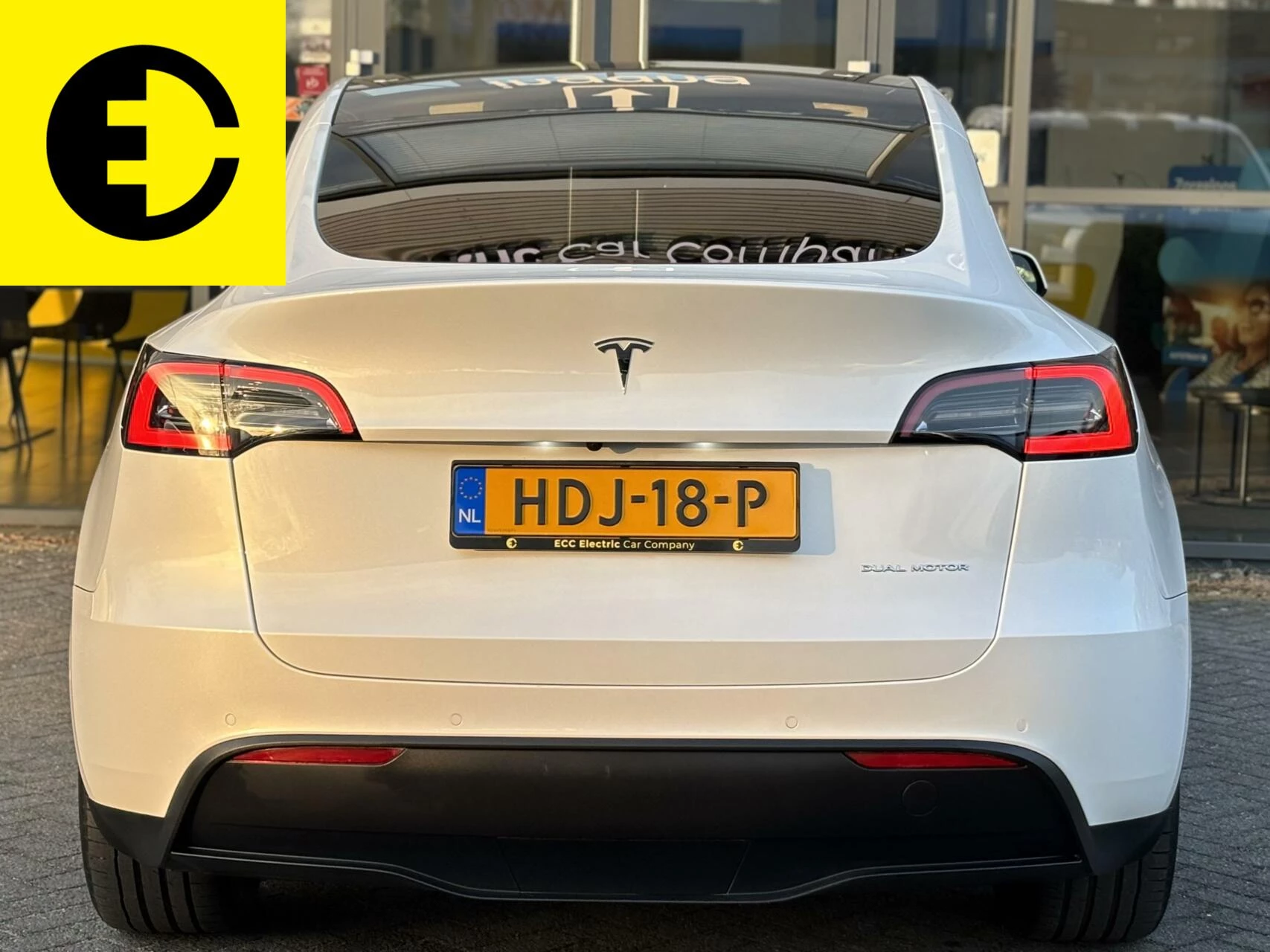 Hoofdafbeelding Tesla Model Y