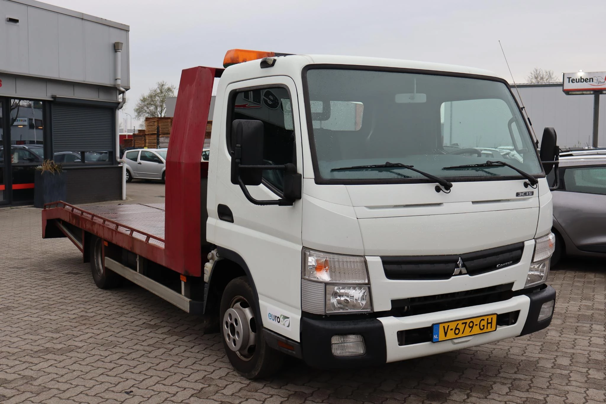 Hoofdafbeelding FUSO Canter