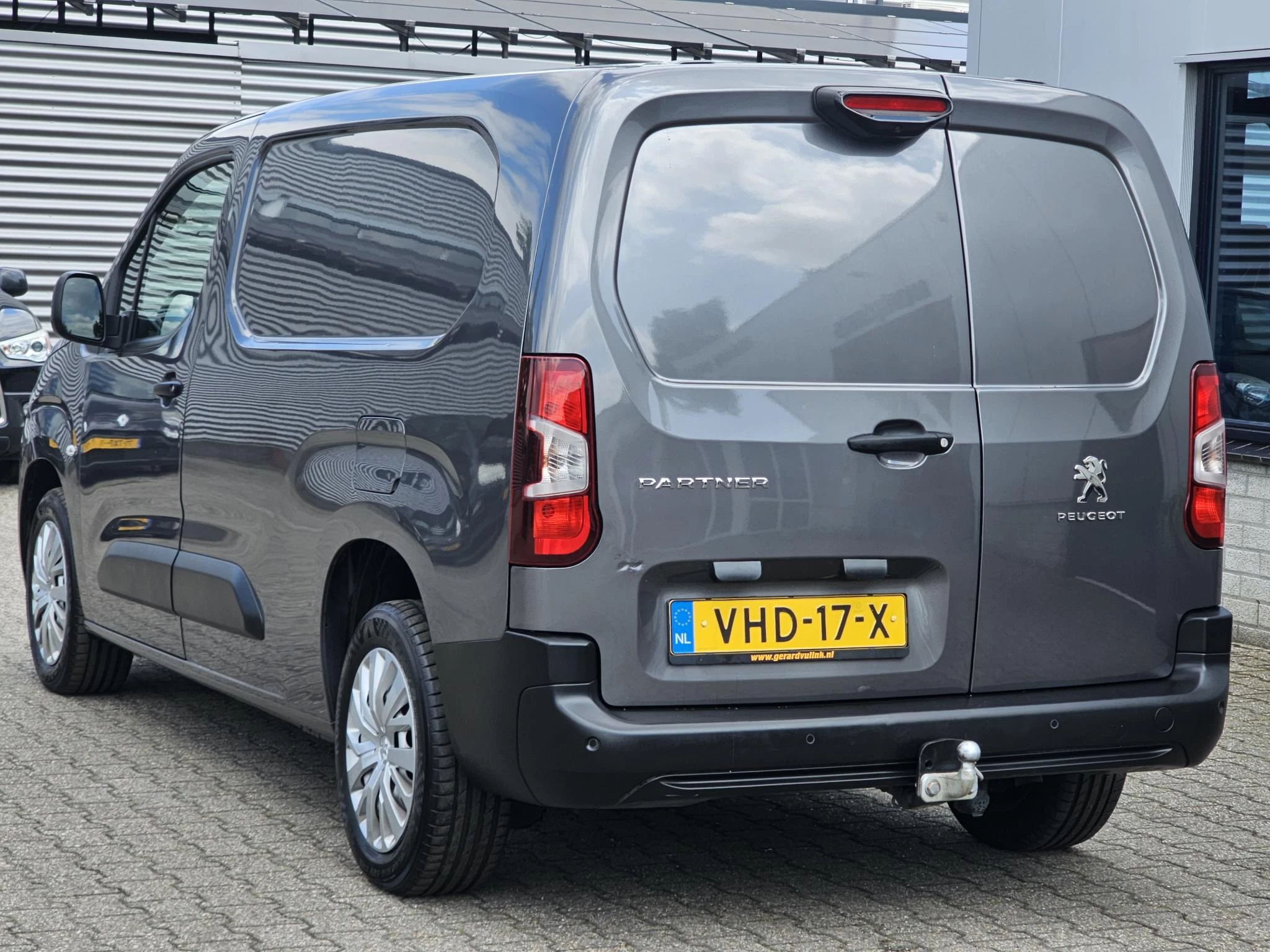 Hoofdafbeelding Peugeot Partner