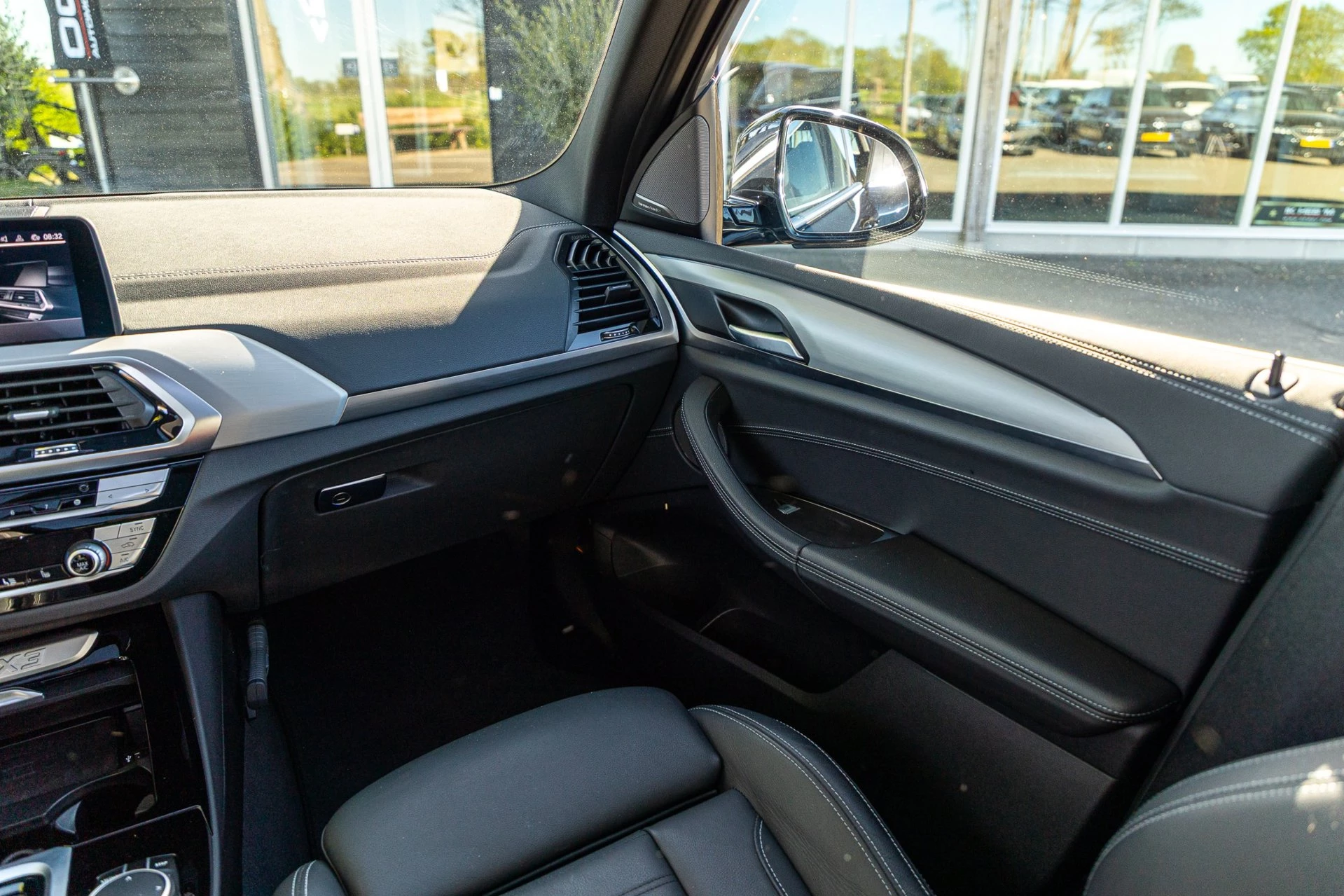 Hoofdafbeelding BMW iX3