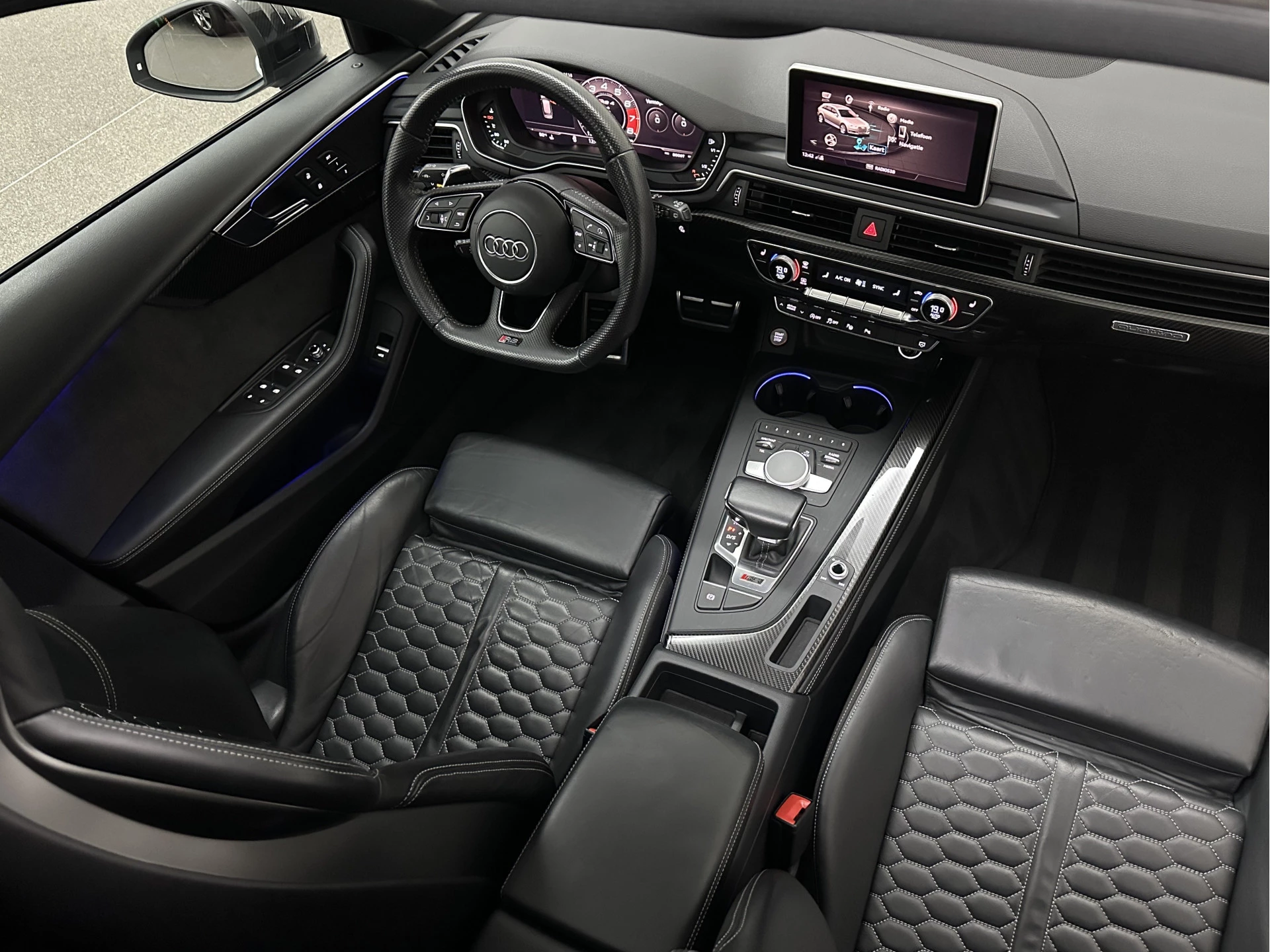 Hoofdafbeelding Audi RS4