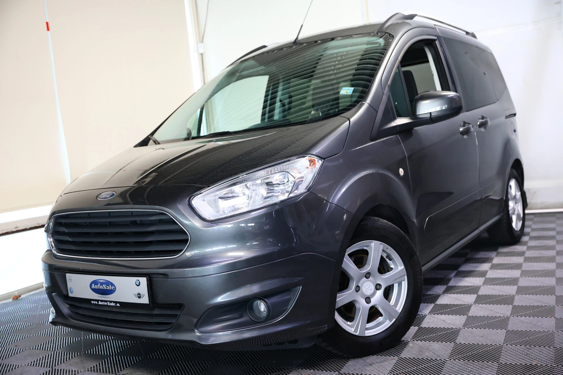 Hoofdafbeelding Ford Tourneo Courier
