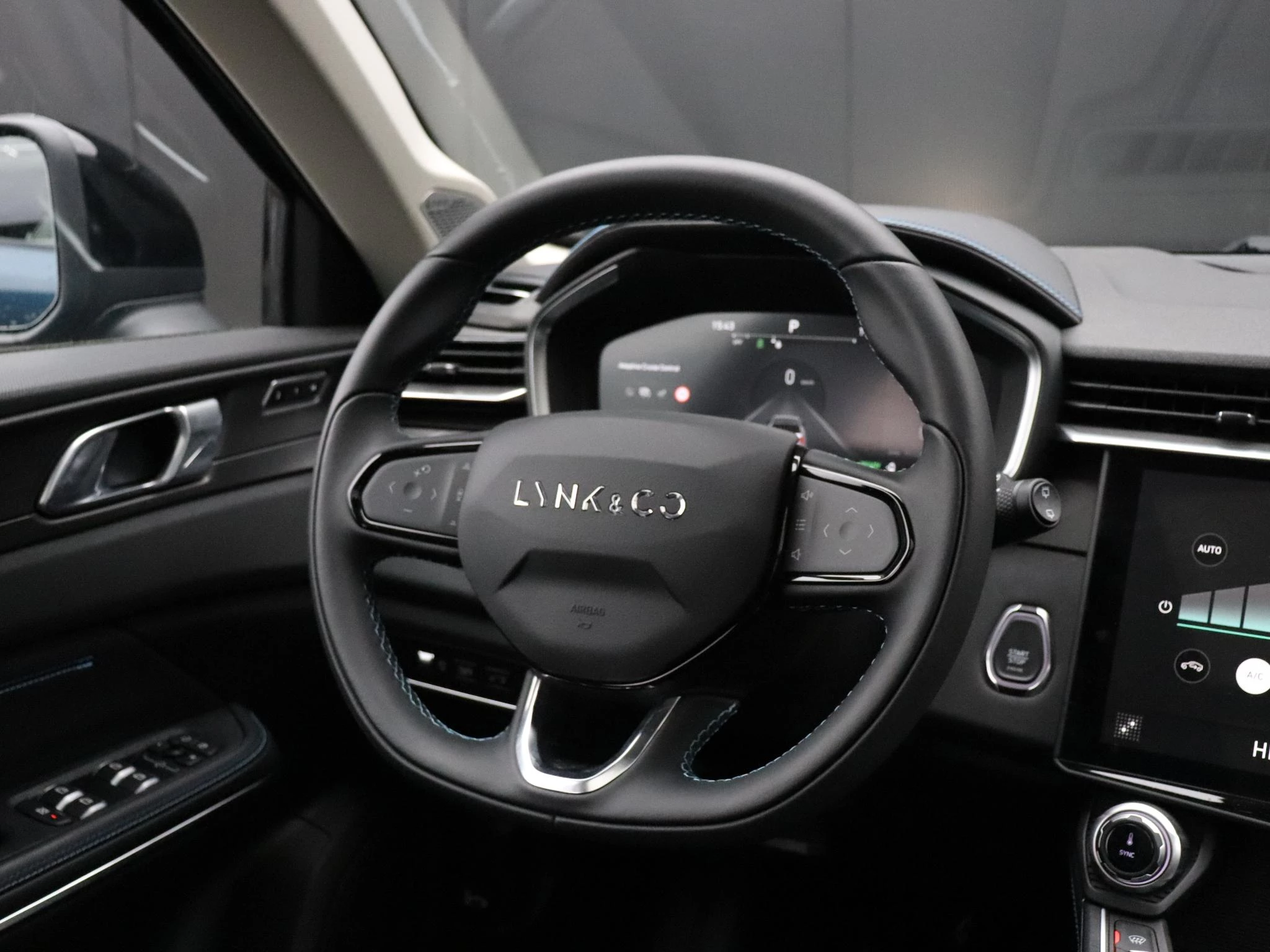 Hoofdafbeelding Lynk & Co 01