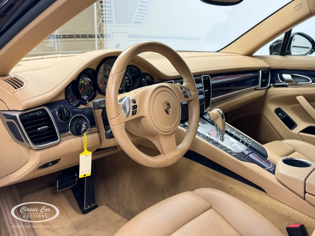 Hoofdafbeelding Porsche Panamera