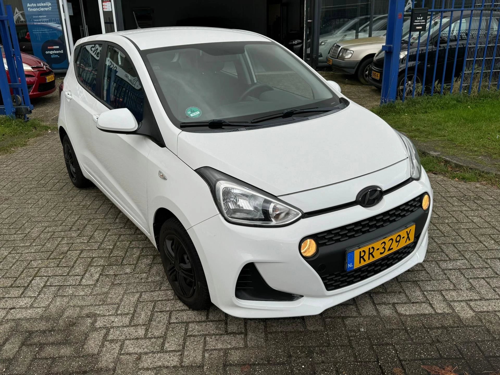 Hoofdafbeelding Hyundai i10