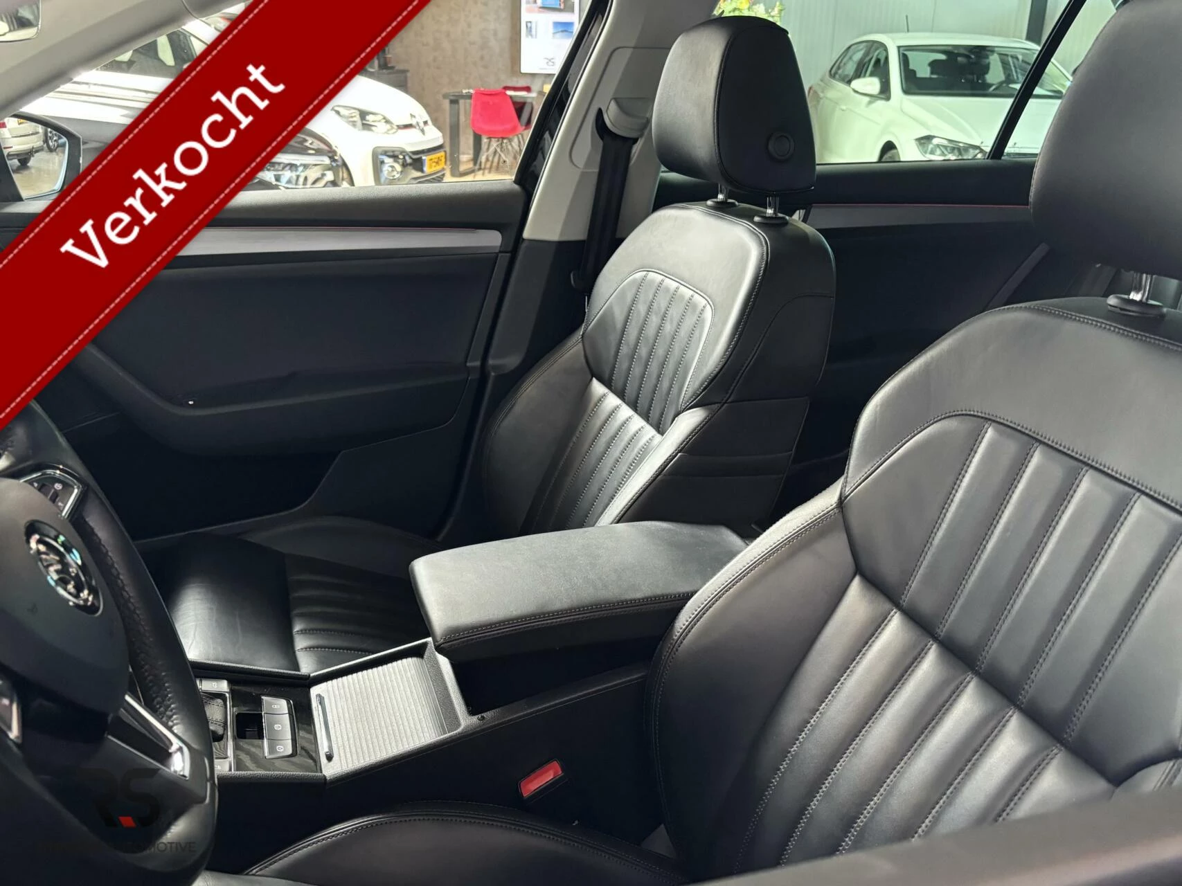 Hoofdafbeelding Škoda Superb