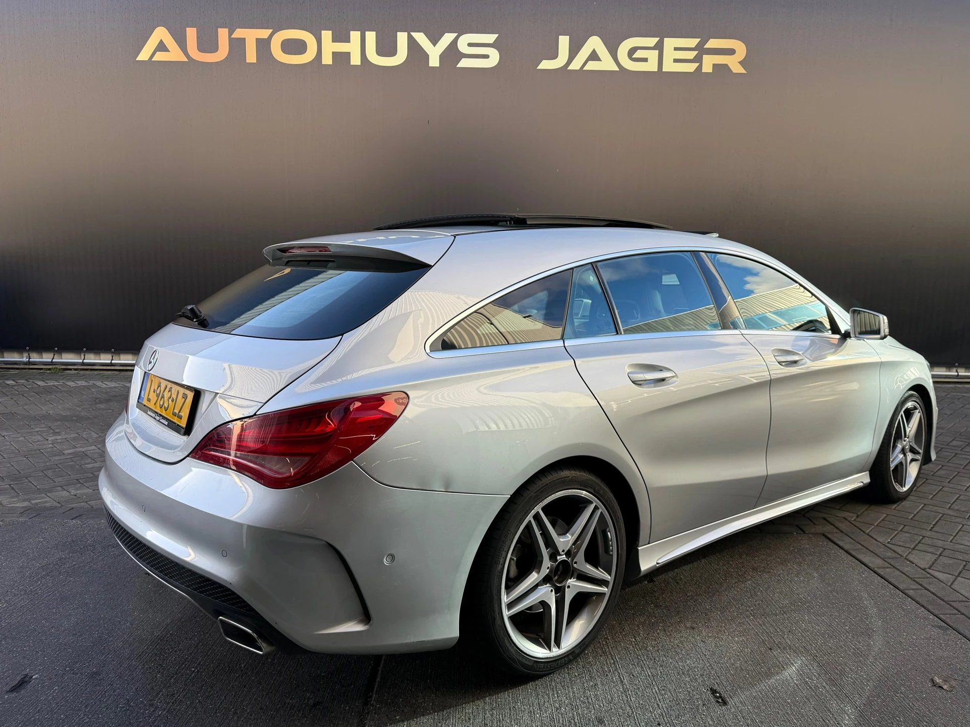 Hoofdafbeelding Mercedes-Benz CLA