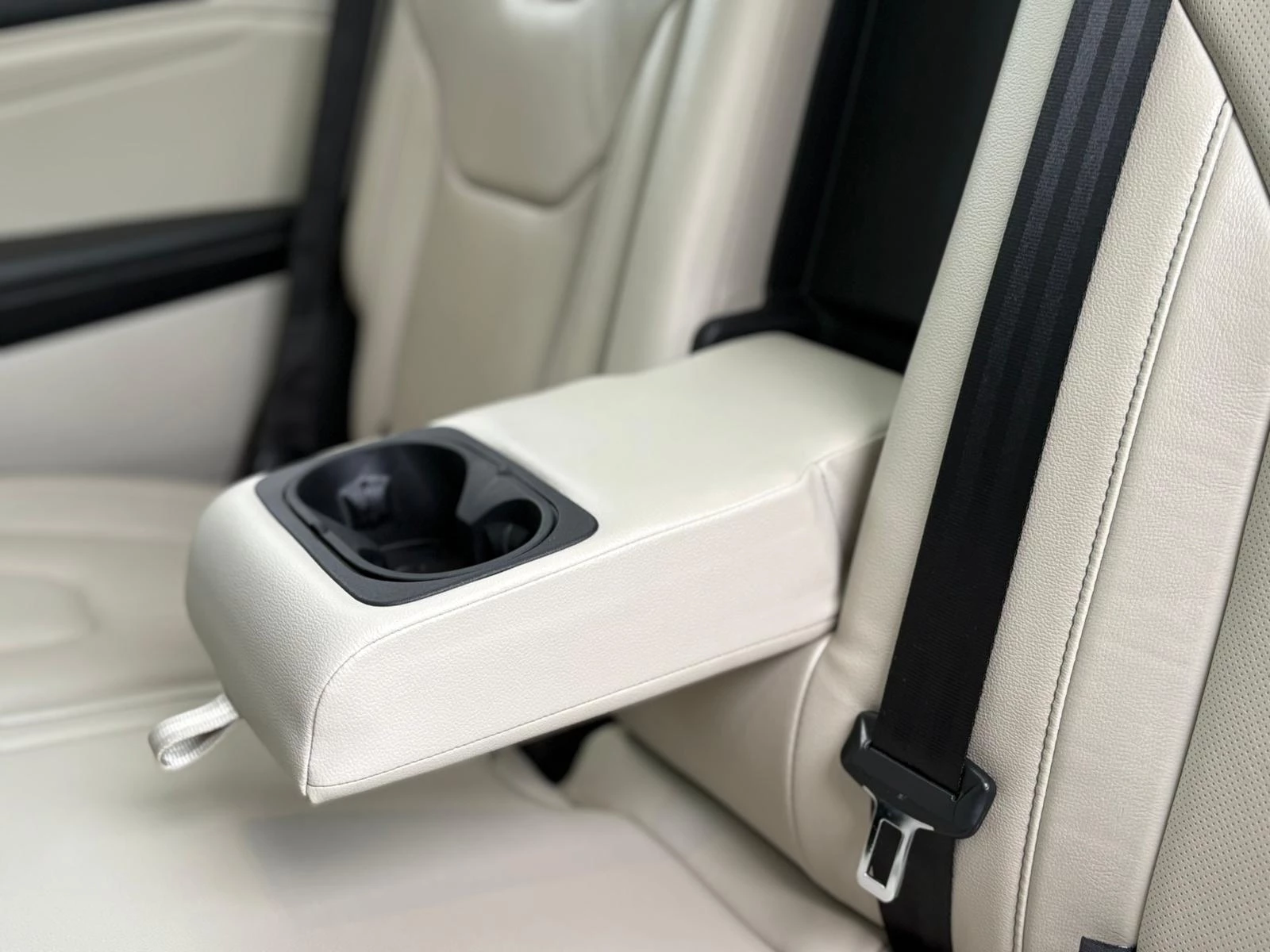 Hoofdafbeelding Ford Edge