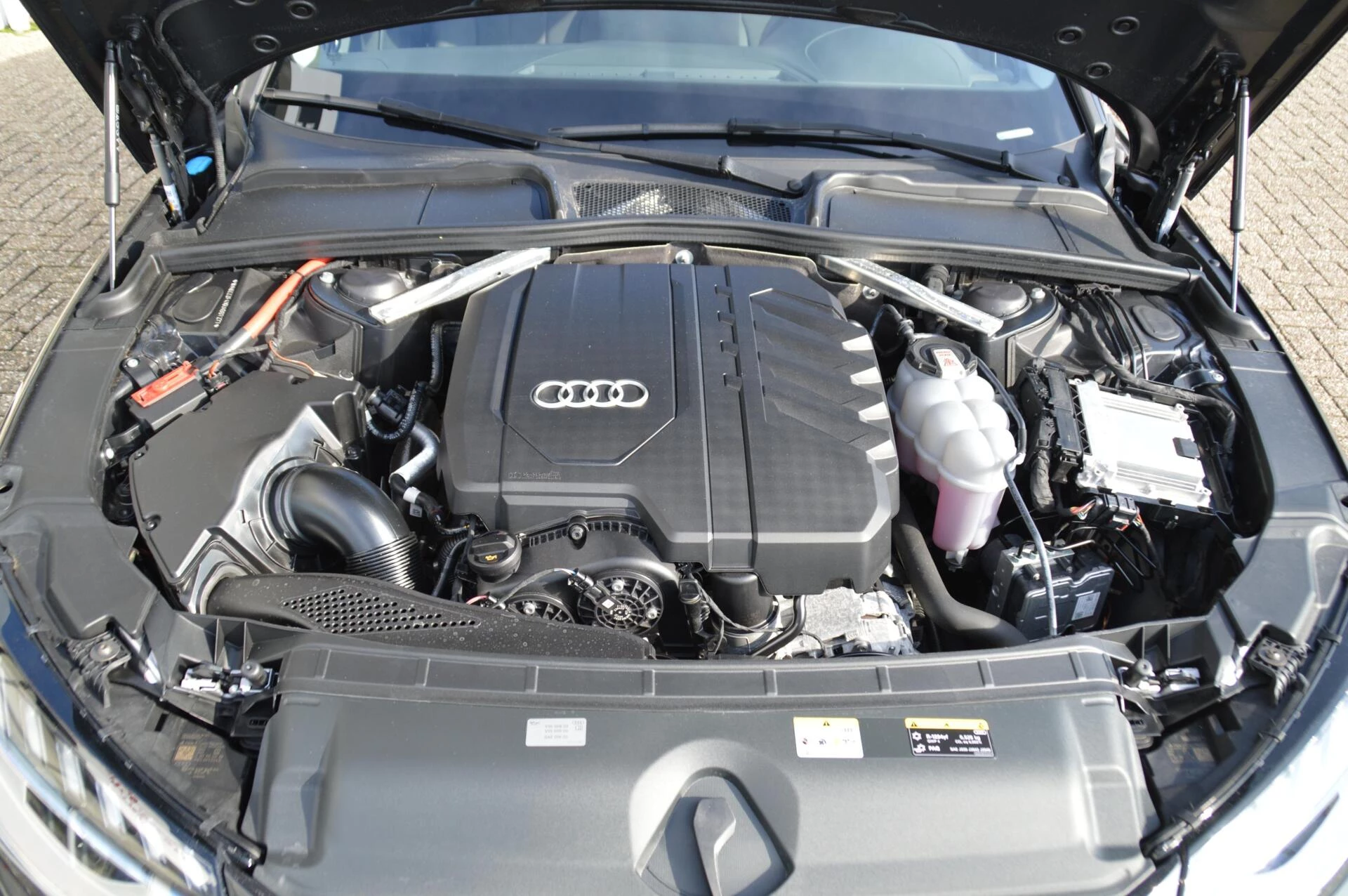 Hoofdafbeelding Audi A4