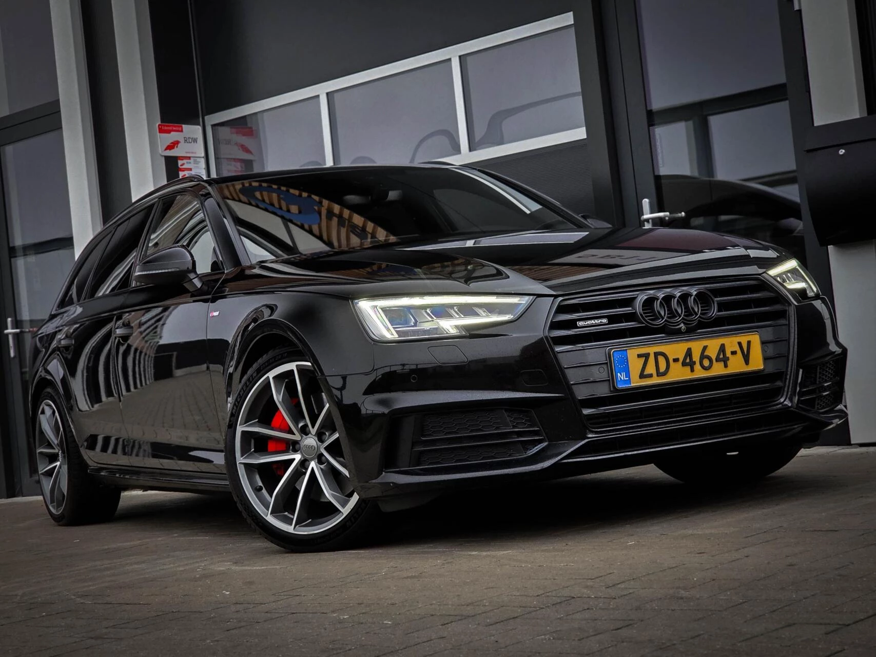 Hoofdafbeelding Audi A4
