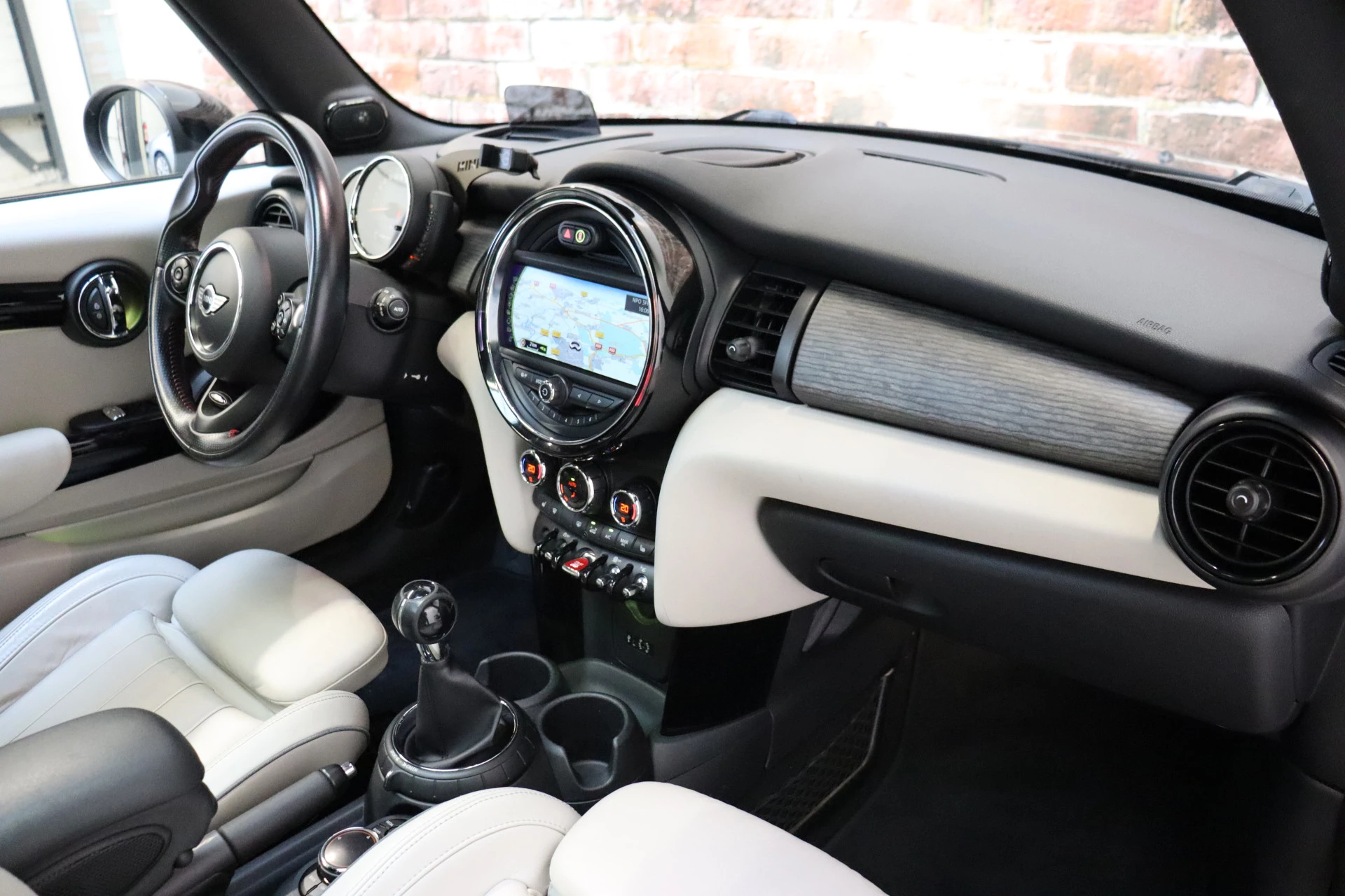 Hoofdafbeelding MINI Cooper S