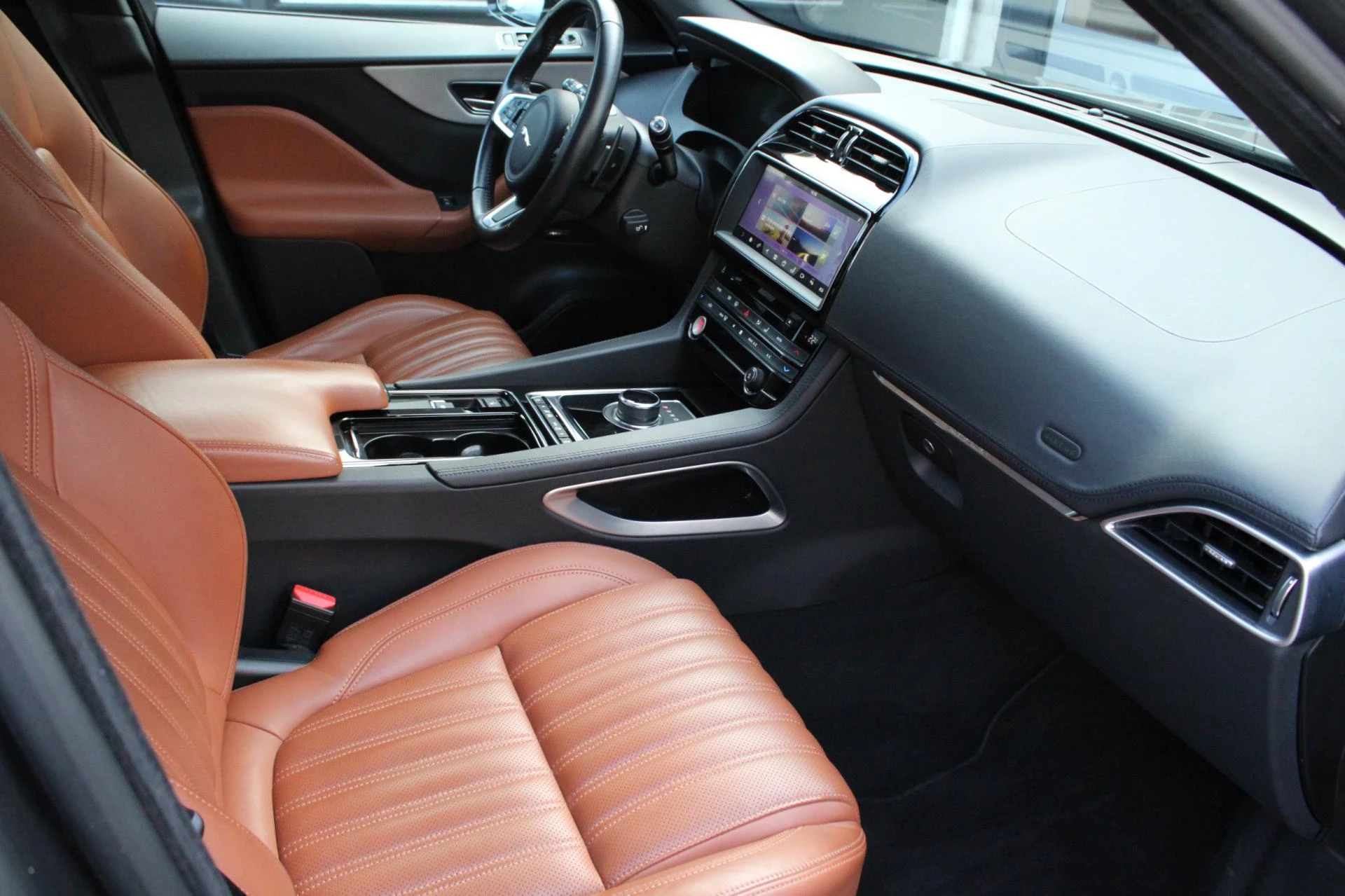 Hoofdafbeelding Jaguar F-PACE