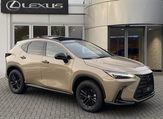 Hoofdafbeelding Lexus NX Lexus NX 450h+ AWD Overtrail Line DIRECT LEVERBAAR PANODAK TREKHAAK ADVANCED-PARK STOELVENT