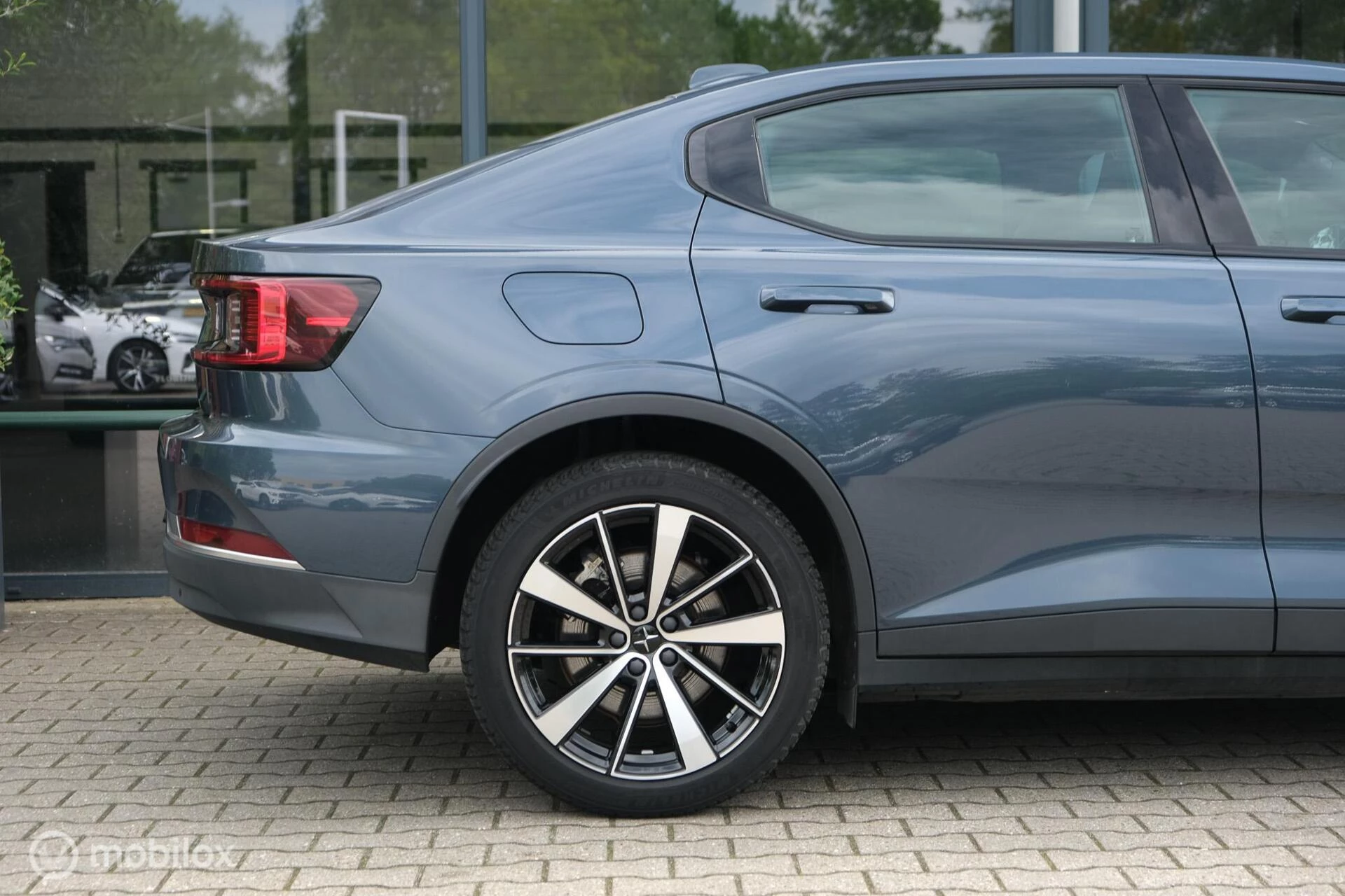 Hoofdafbeelding Polestar 2